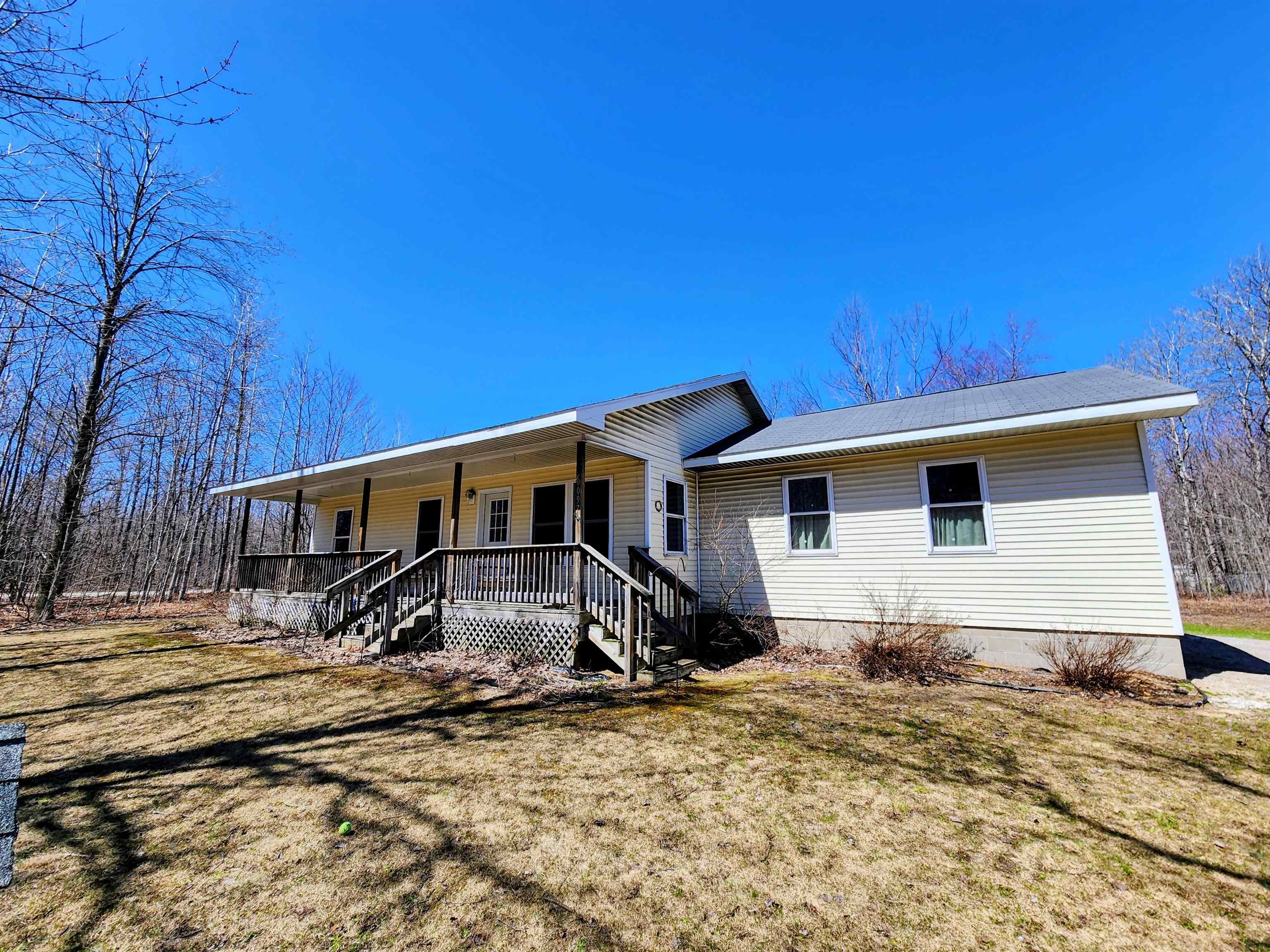 10097 Valley Park Drive Property Photo 16