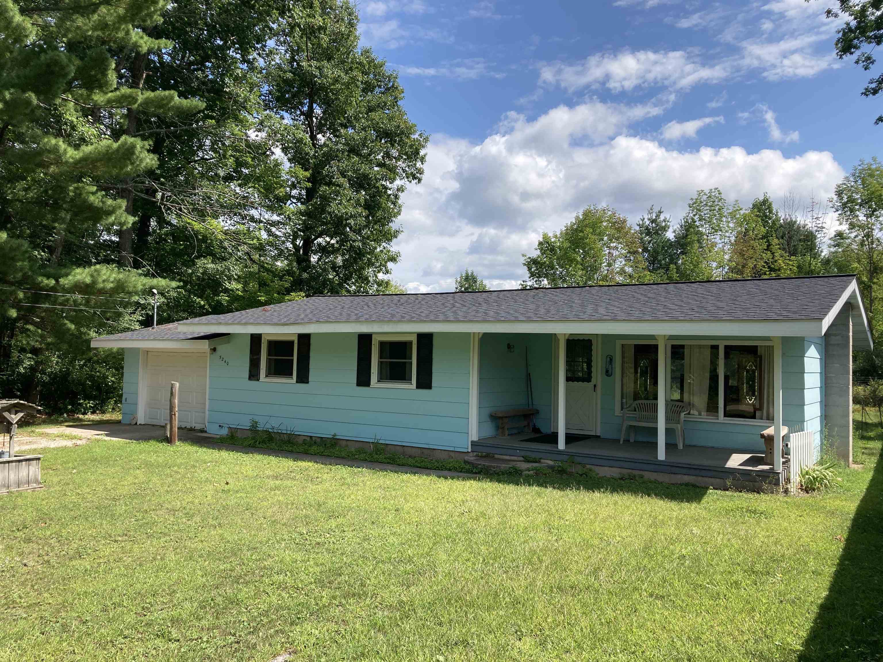 5240 Sumac Trail Property Photo 1