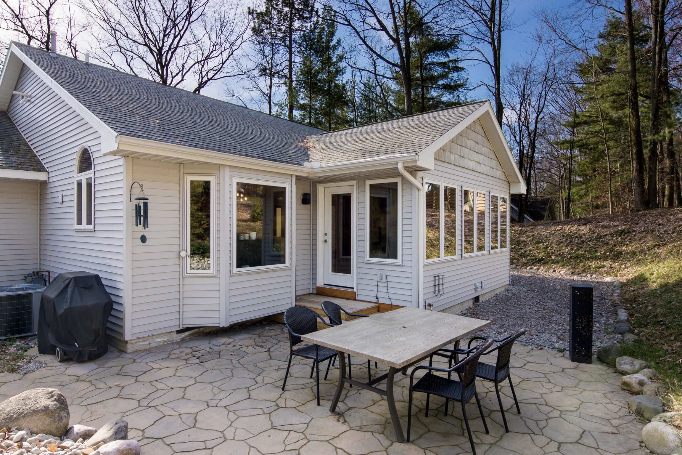 4473 Paper Birch Lane Property Photo 4