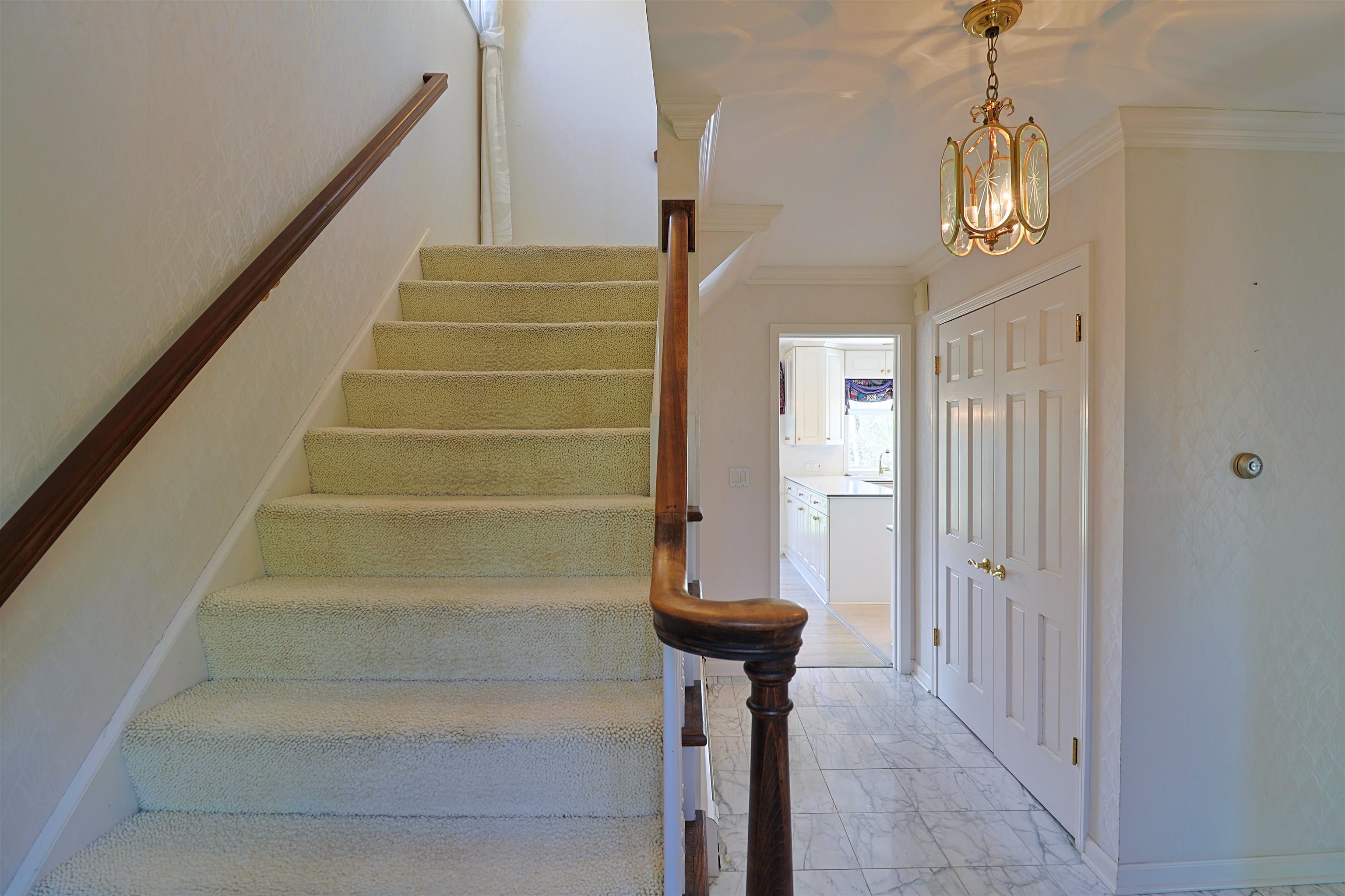 620 West Court Property Photo 5
