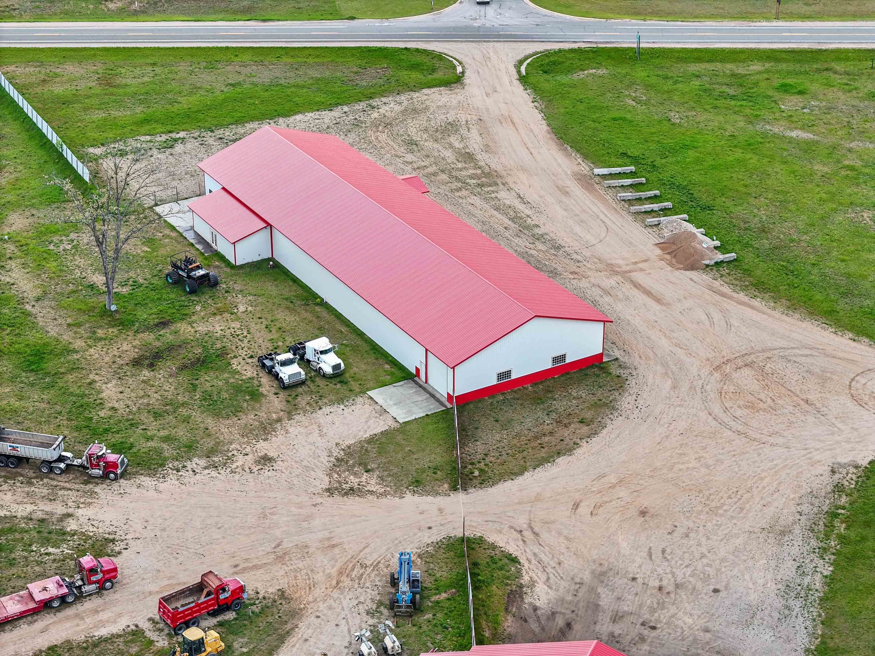7892 S M-37 Property Photo 13