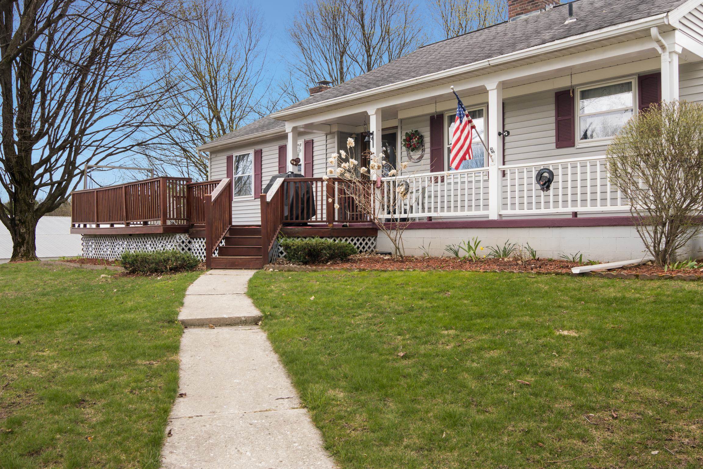 8124 Crisp Road Property Photo 11