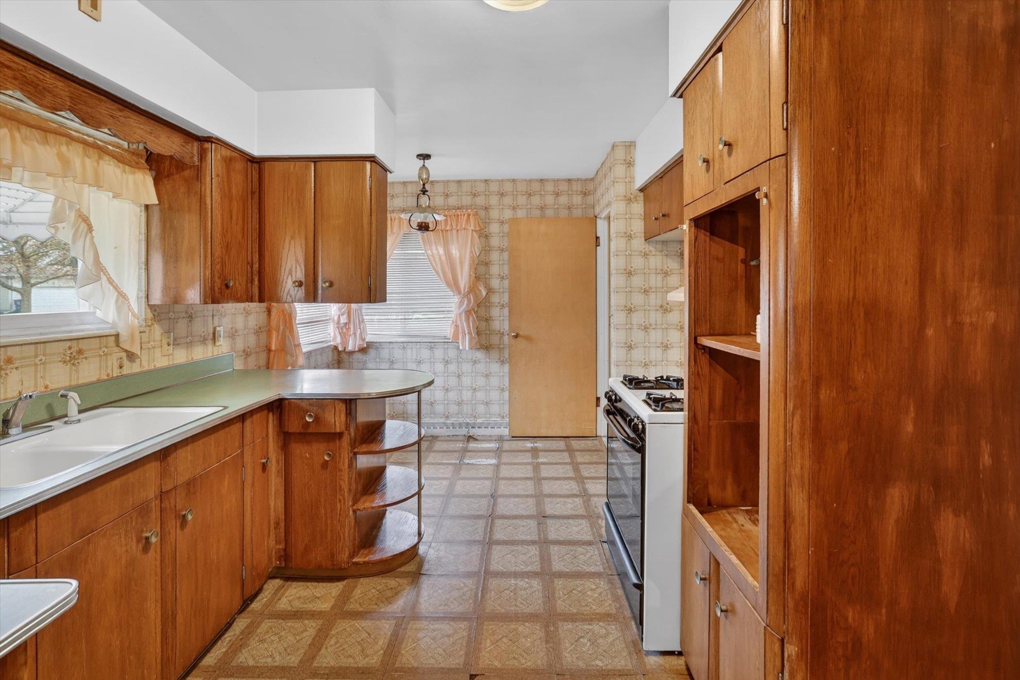 636 Rustic Drive Property Photo 15