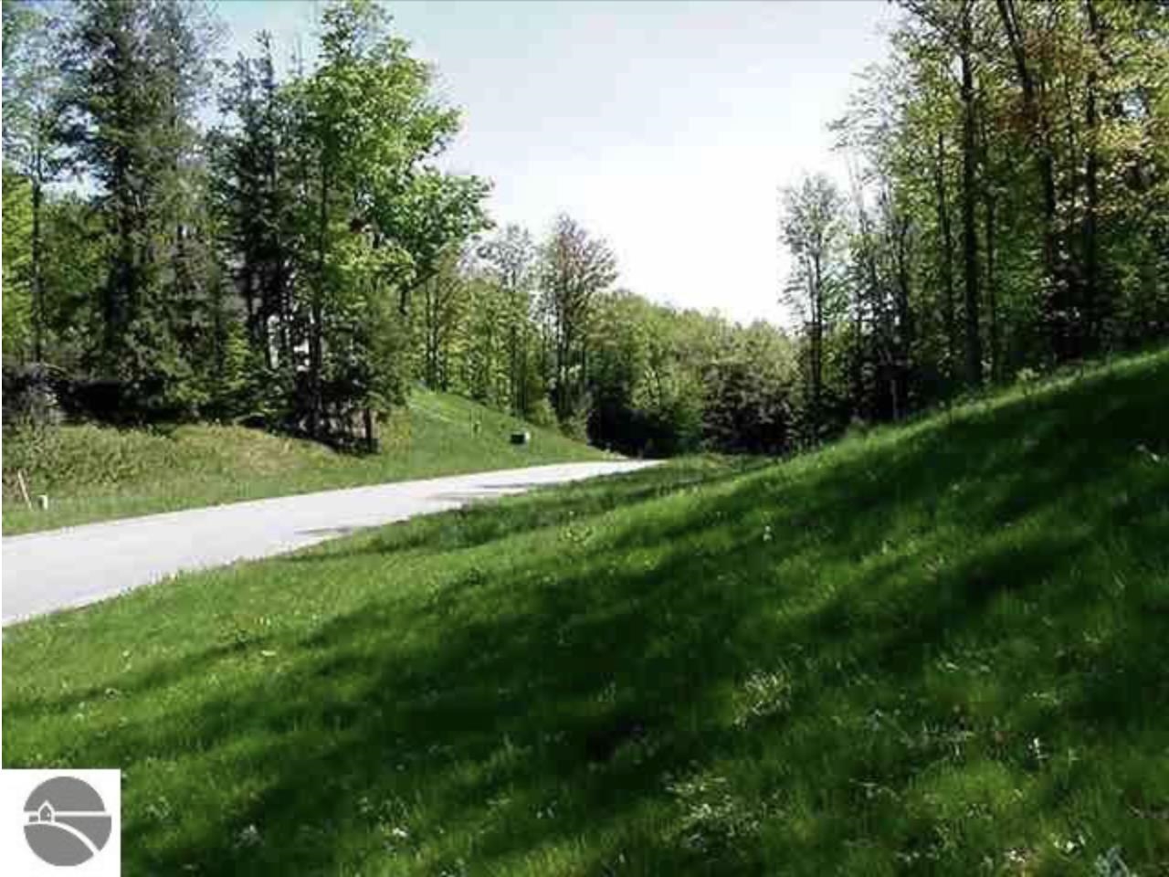 Vl#7 Timber Valley Court Property Photo 2