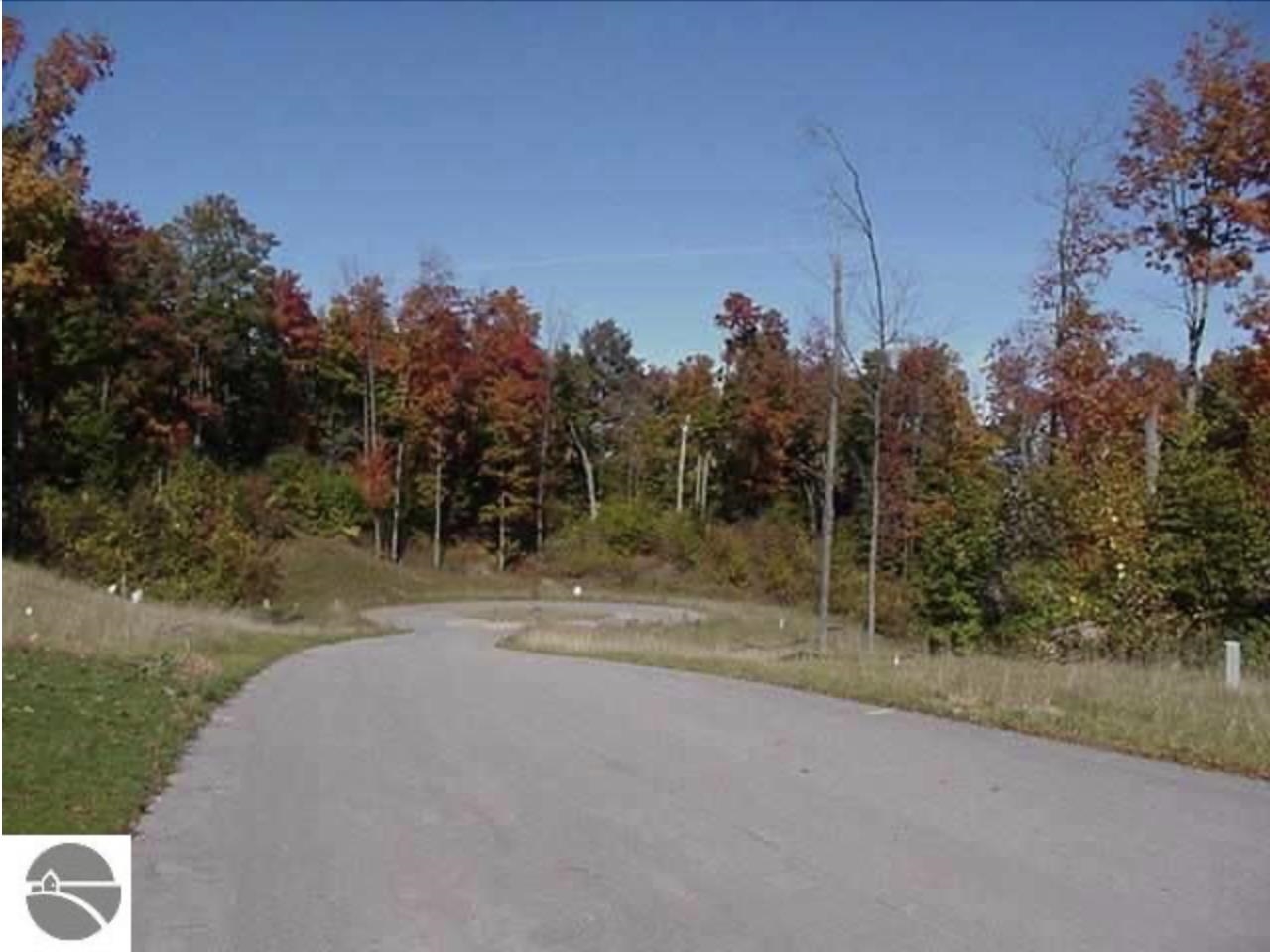 Vl#7 Timber Valley Court Property Photo 4