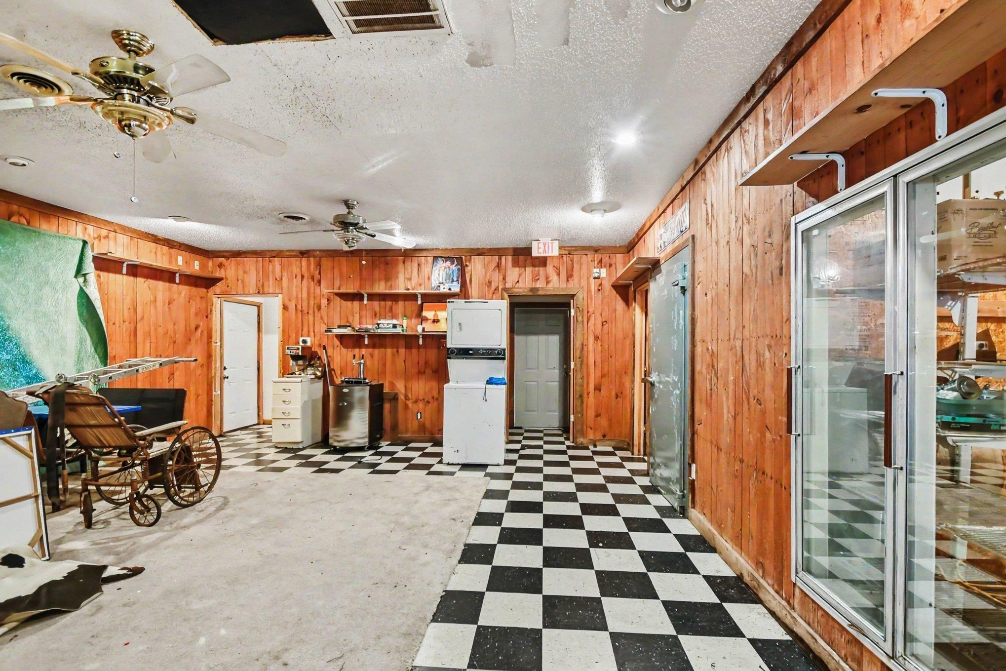 20 E Remus Road Property Photo 8