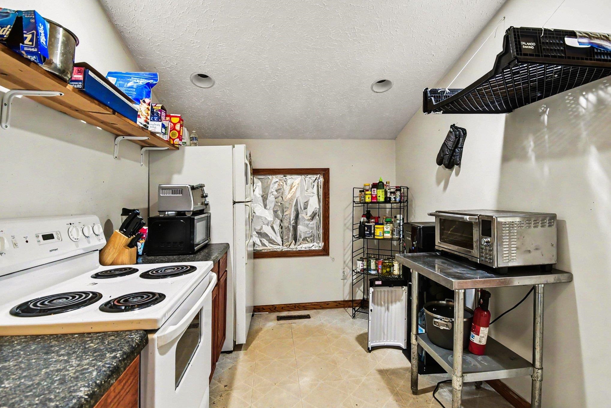 20 E Remus Road Property Photo 11