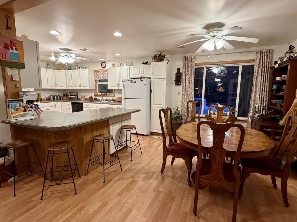 27646 White Cedar Drive Property Photo 6