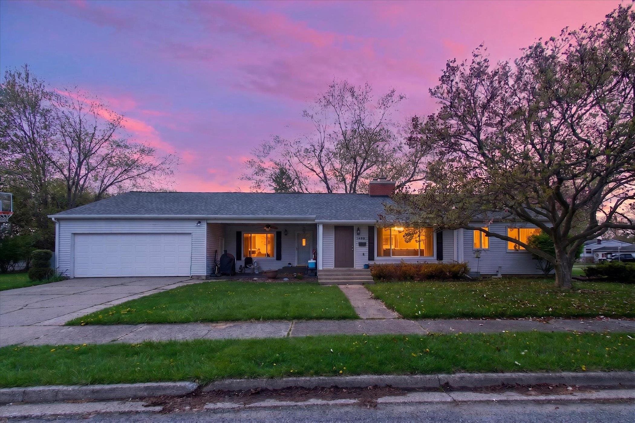 535 Yale Avenue Property Photo 1