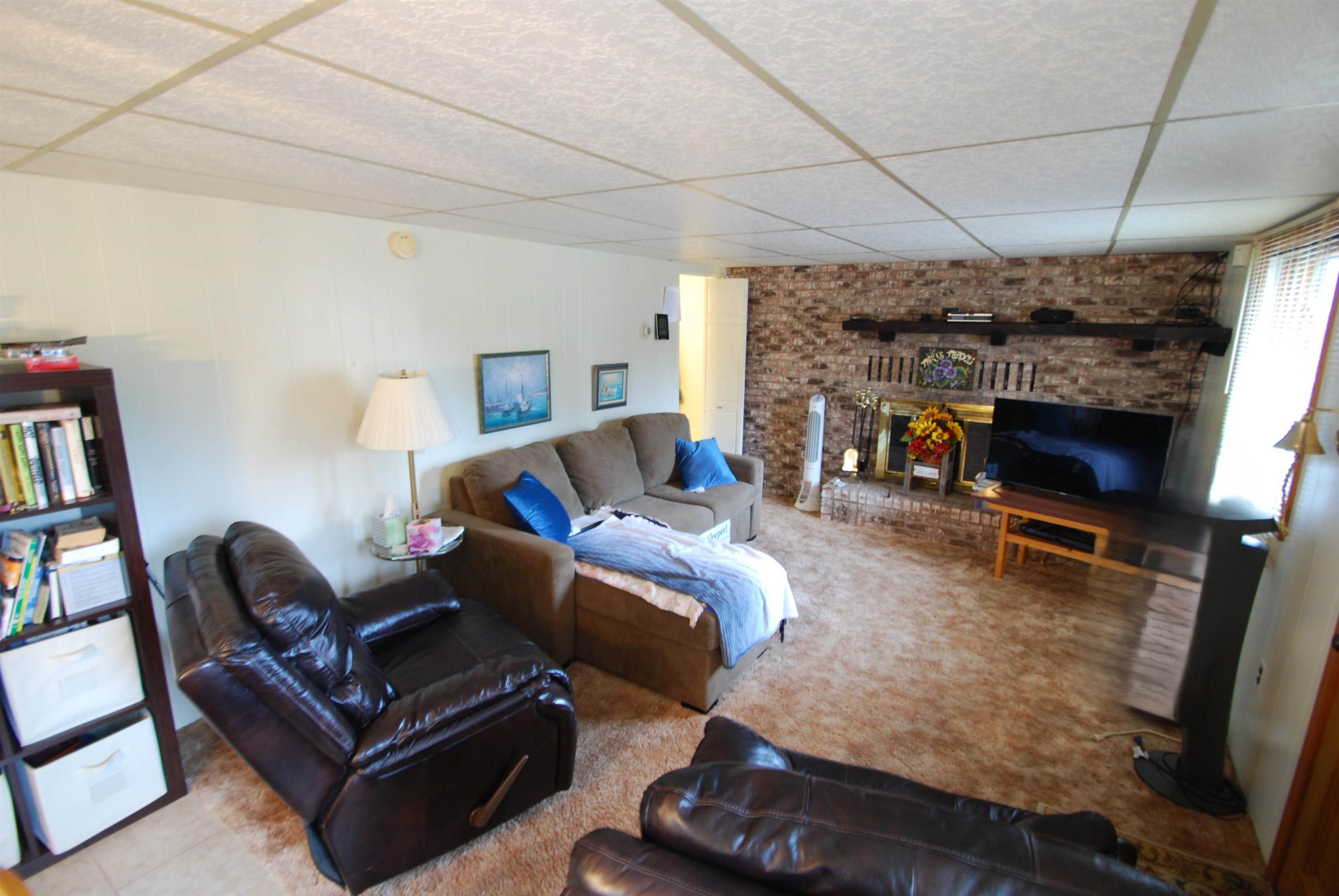 9406 Van Buren Street Property Photo 10