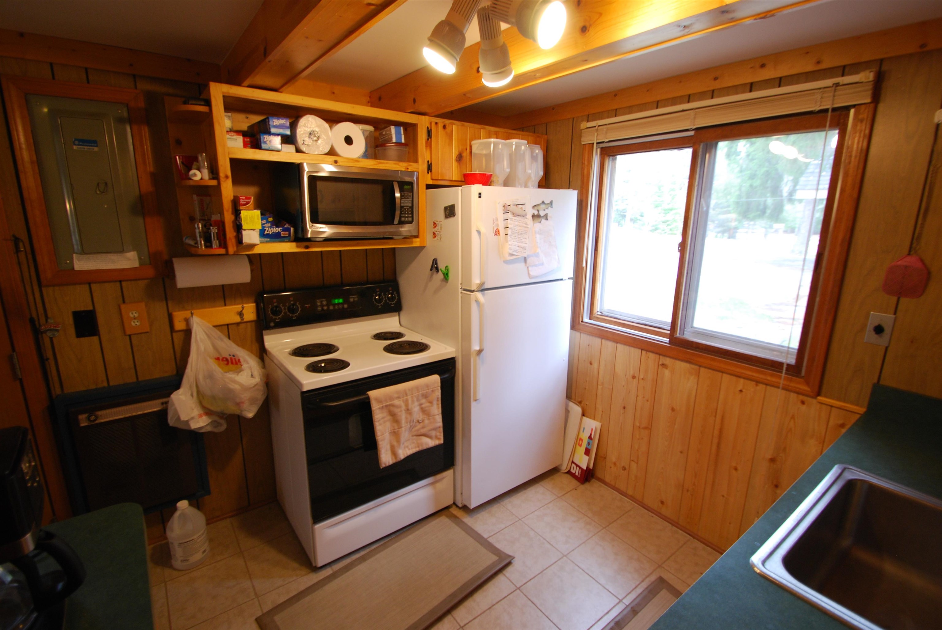 9406 Van Buren Street Property Photo 15