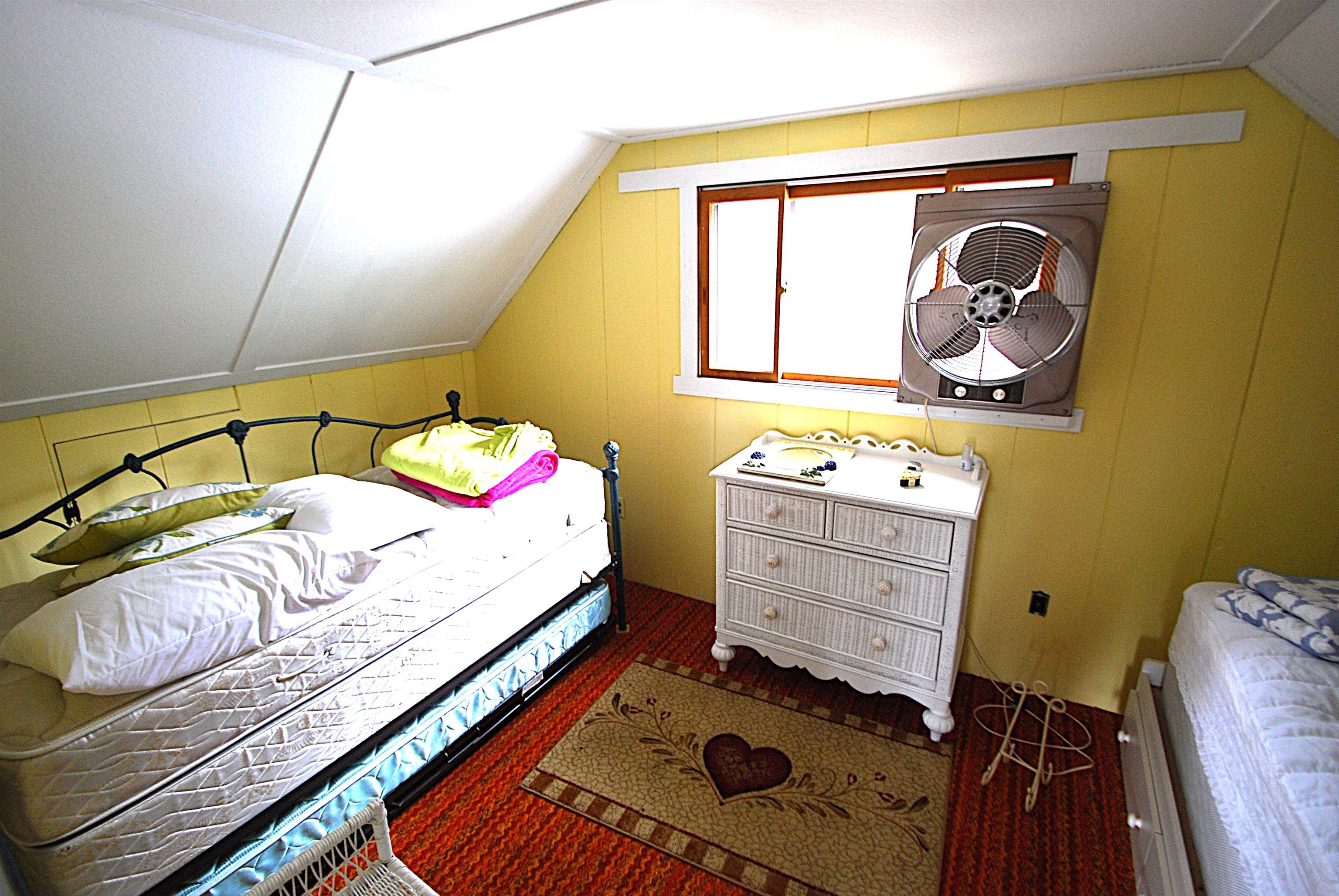9406 Van Buren Street Property Photo 27