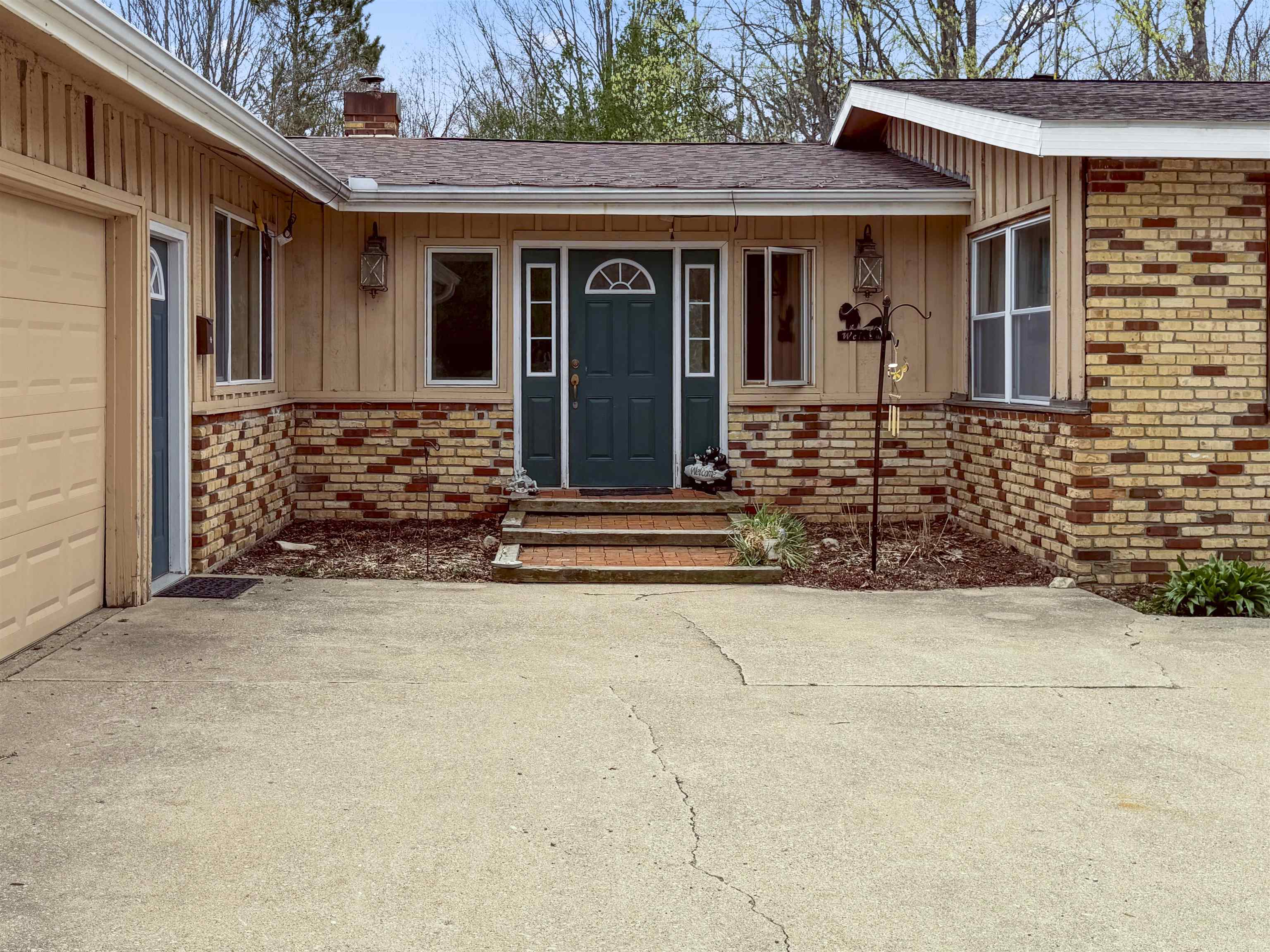 4411 N 11 Road Property Photo 4