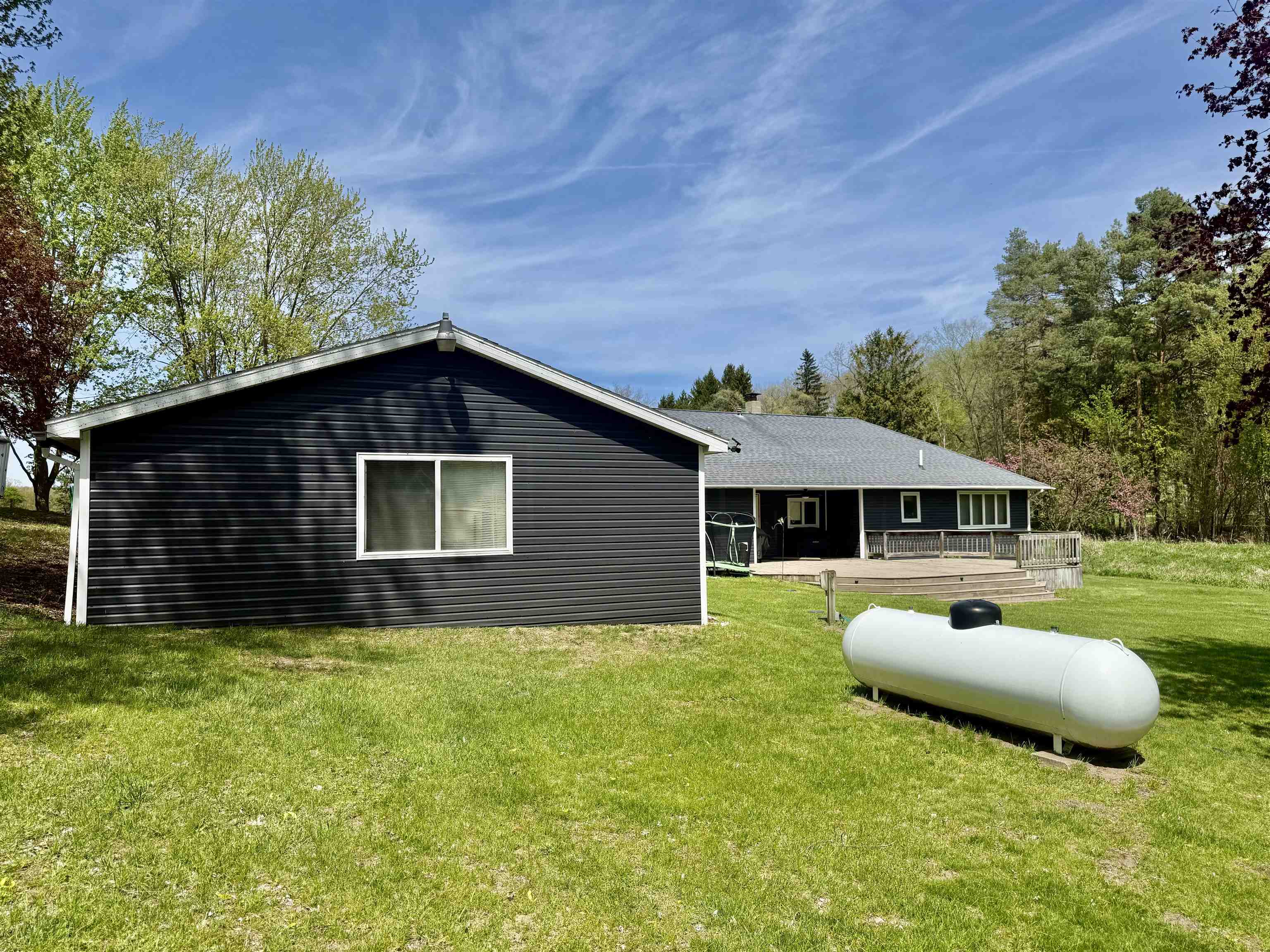 742 E Van Buren Road Property Photo 7