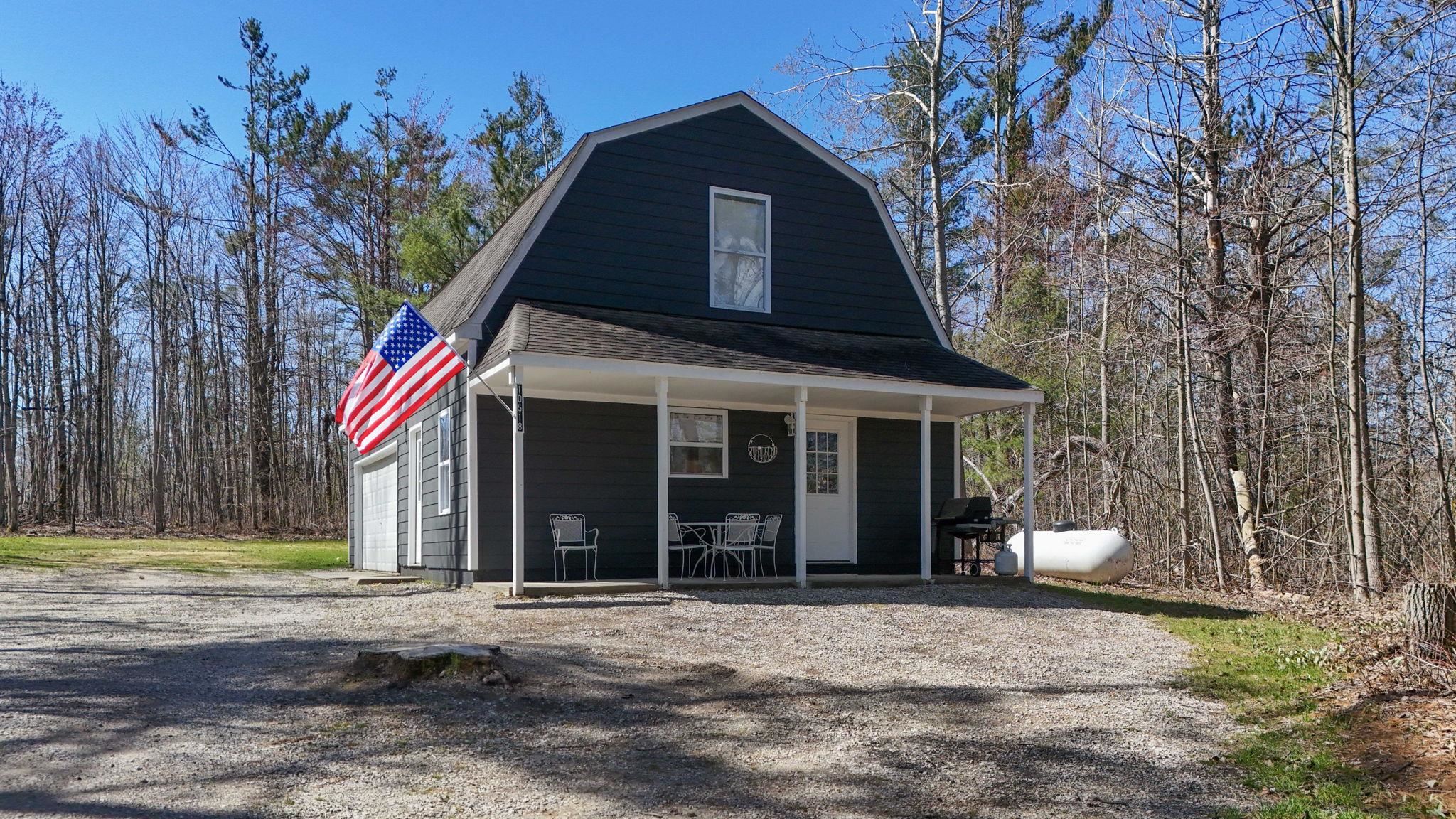 10518 Timberline Drive Property Photo 2