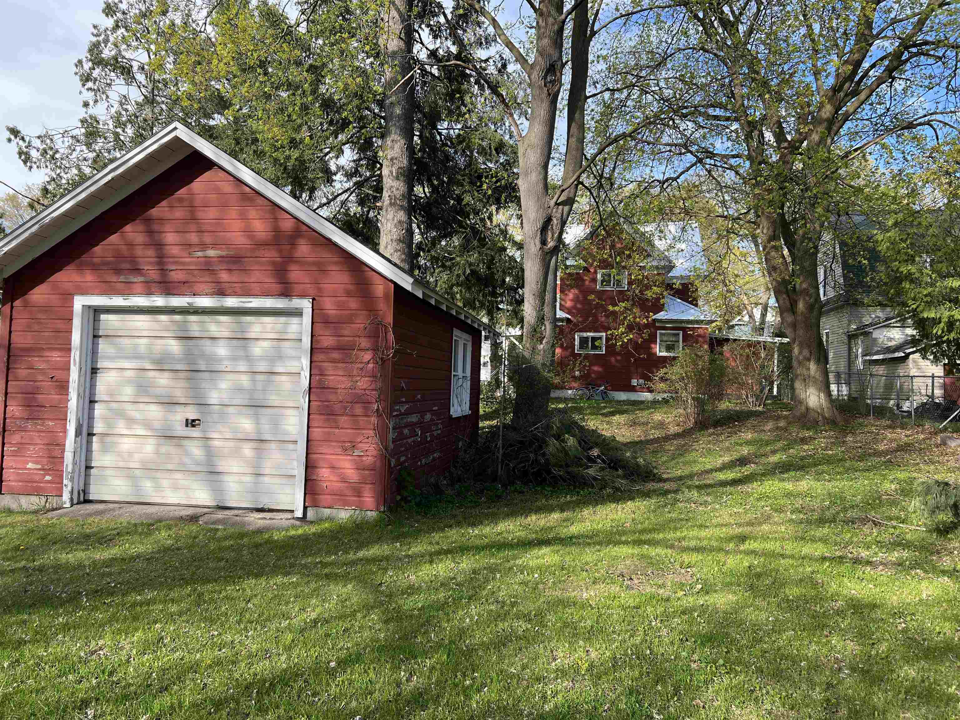 821 Cotey Property Photo 6