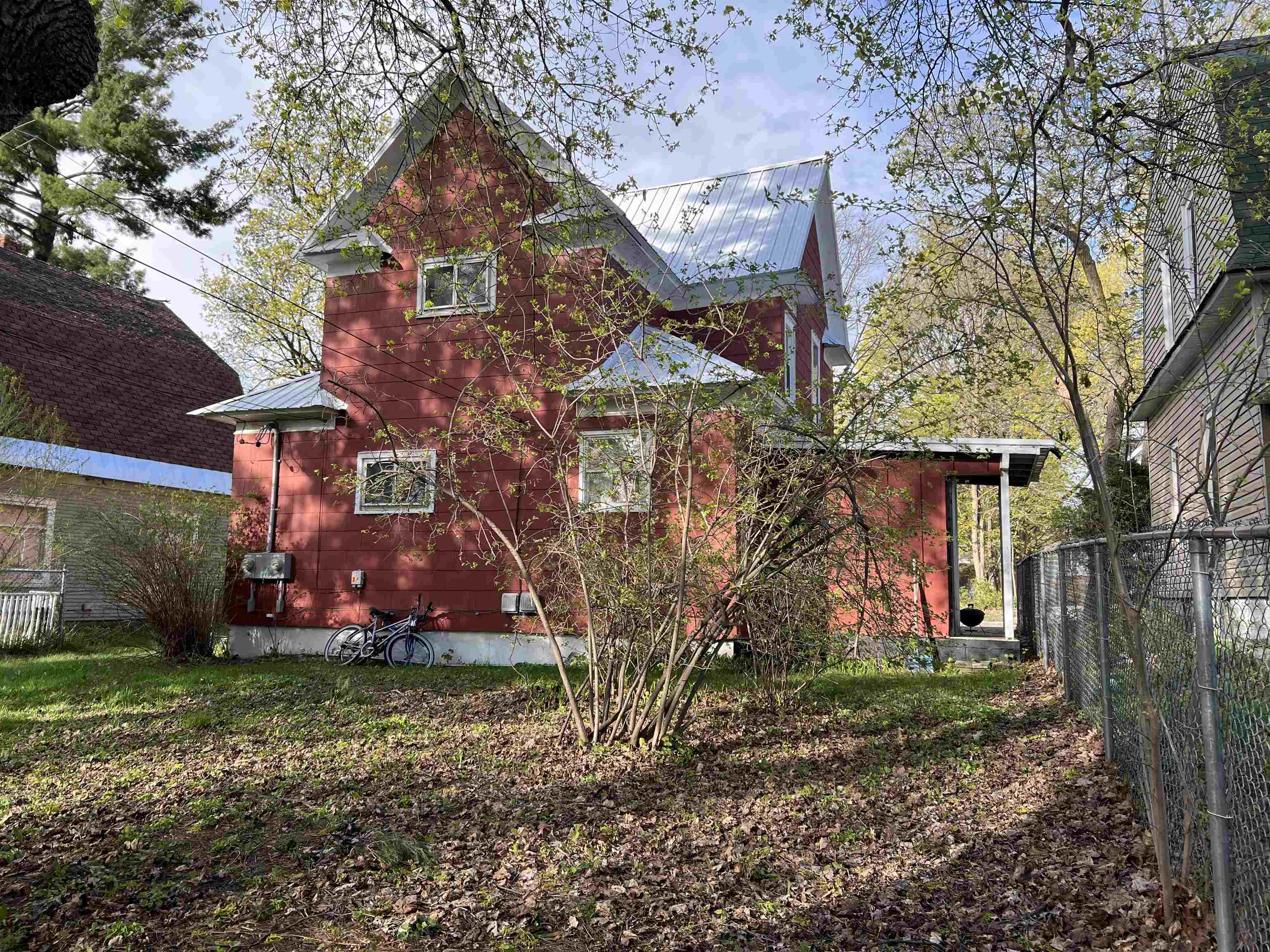 821 Cotey Property Photo 7