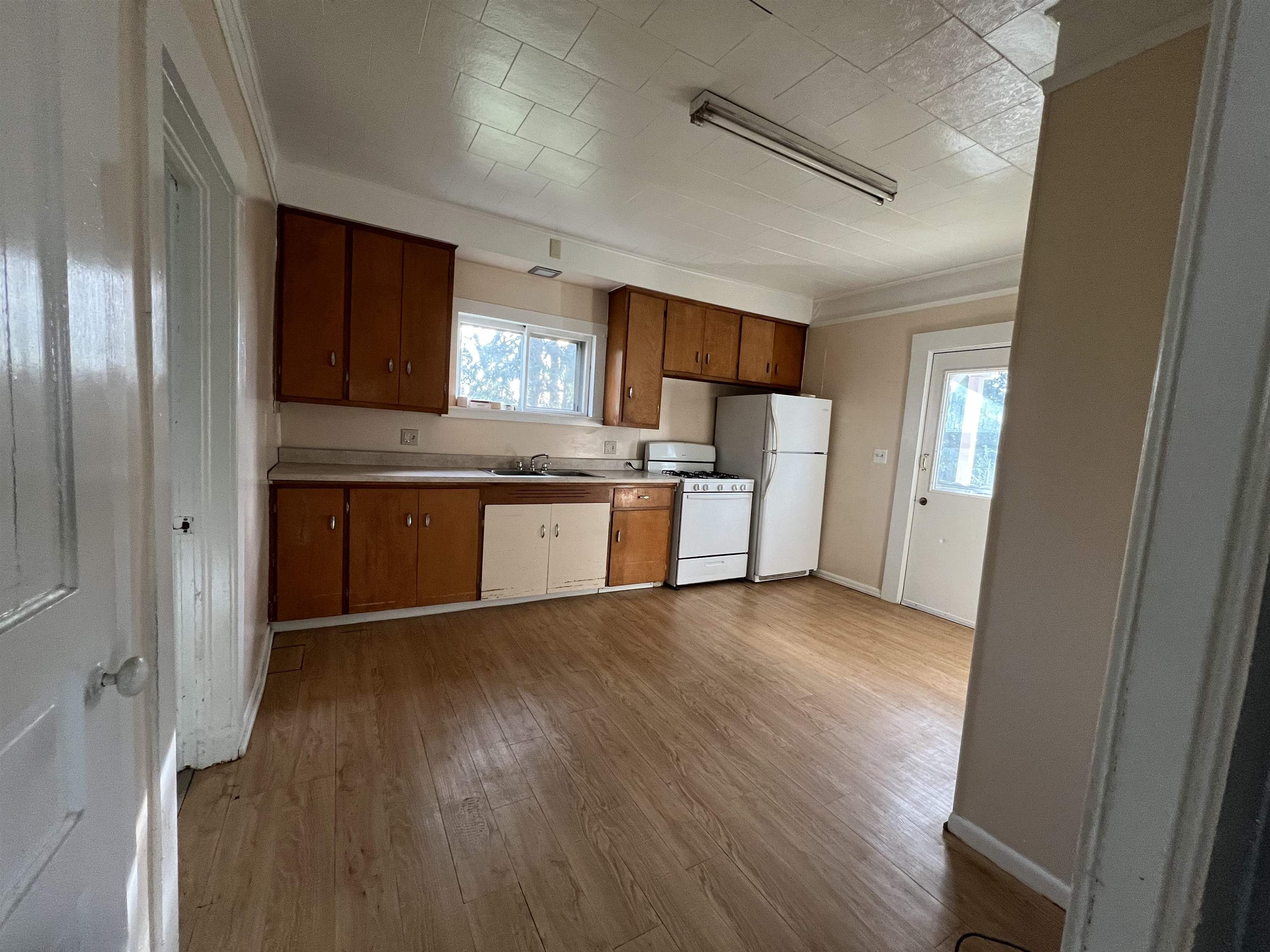 821 Cotey Property Photo 14