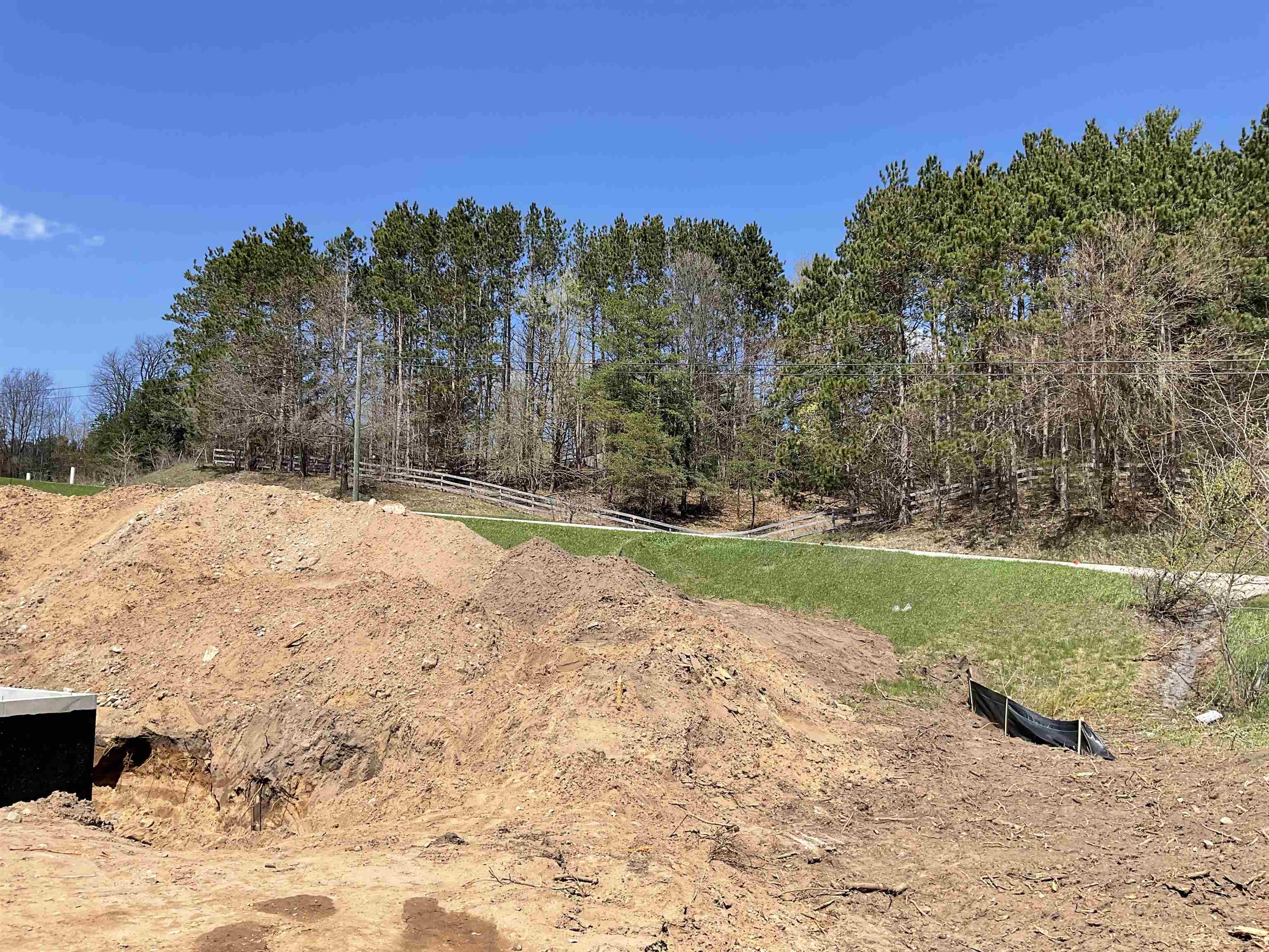 4463 Pine Meadow Trail Property Photo 4