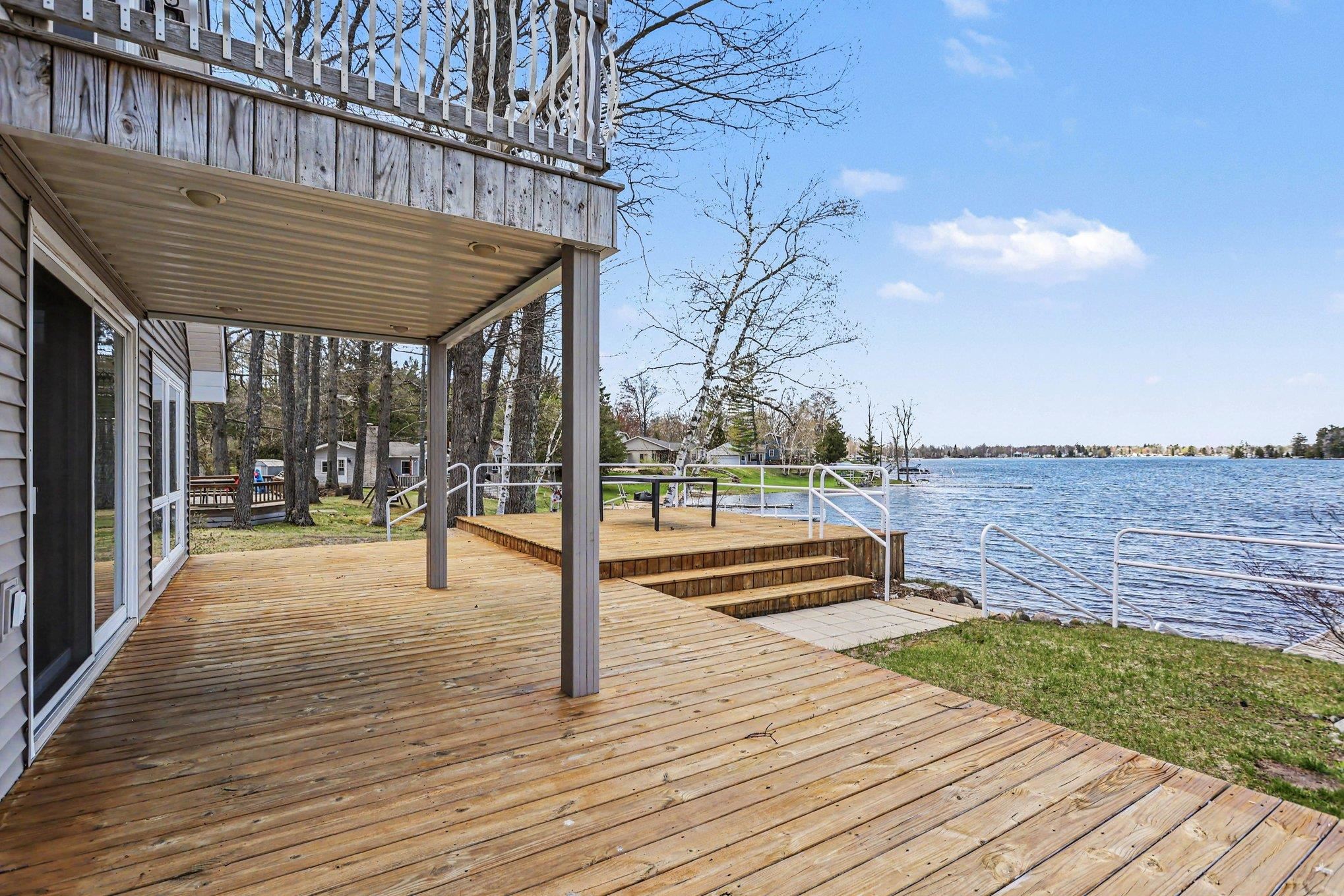 8006 Lakeside Boulevard Property Photo 5