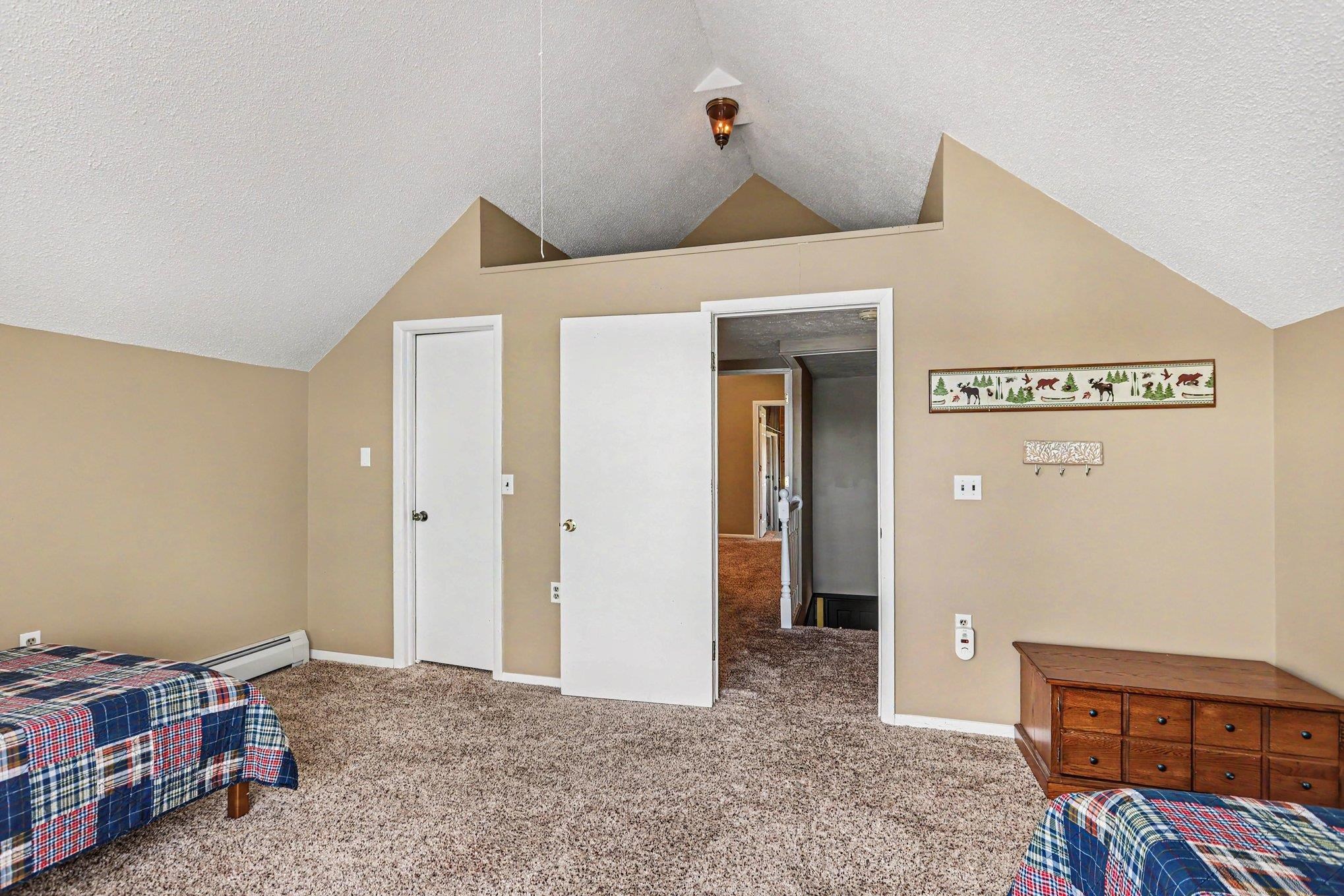 8006 Lakeside Boulevard Property Photo 26