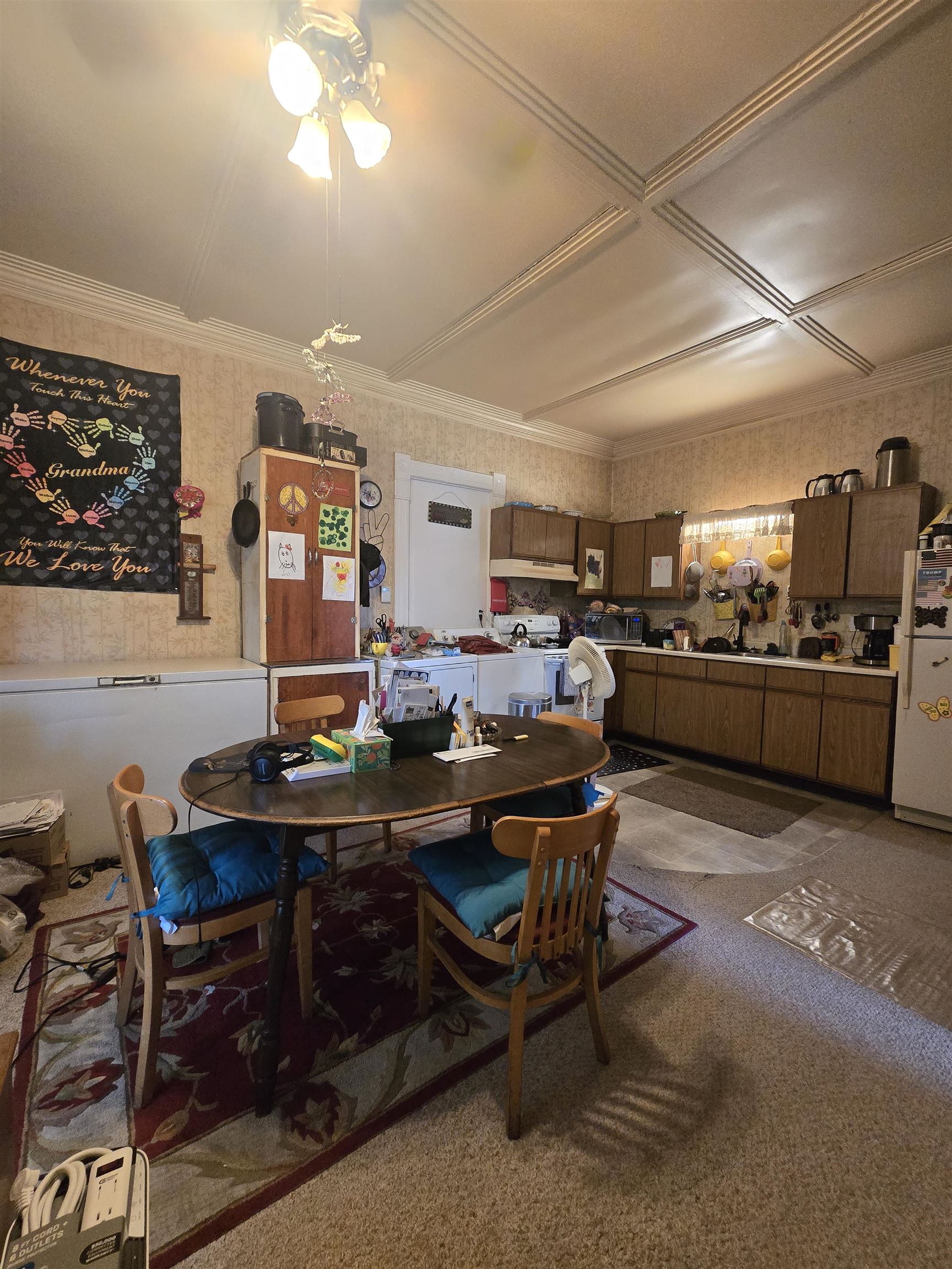 415 E Harris Street Property Photo 10