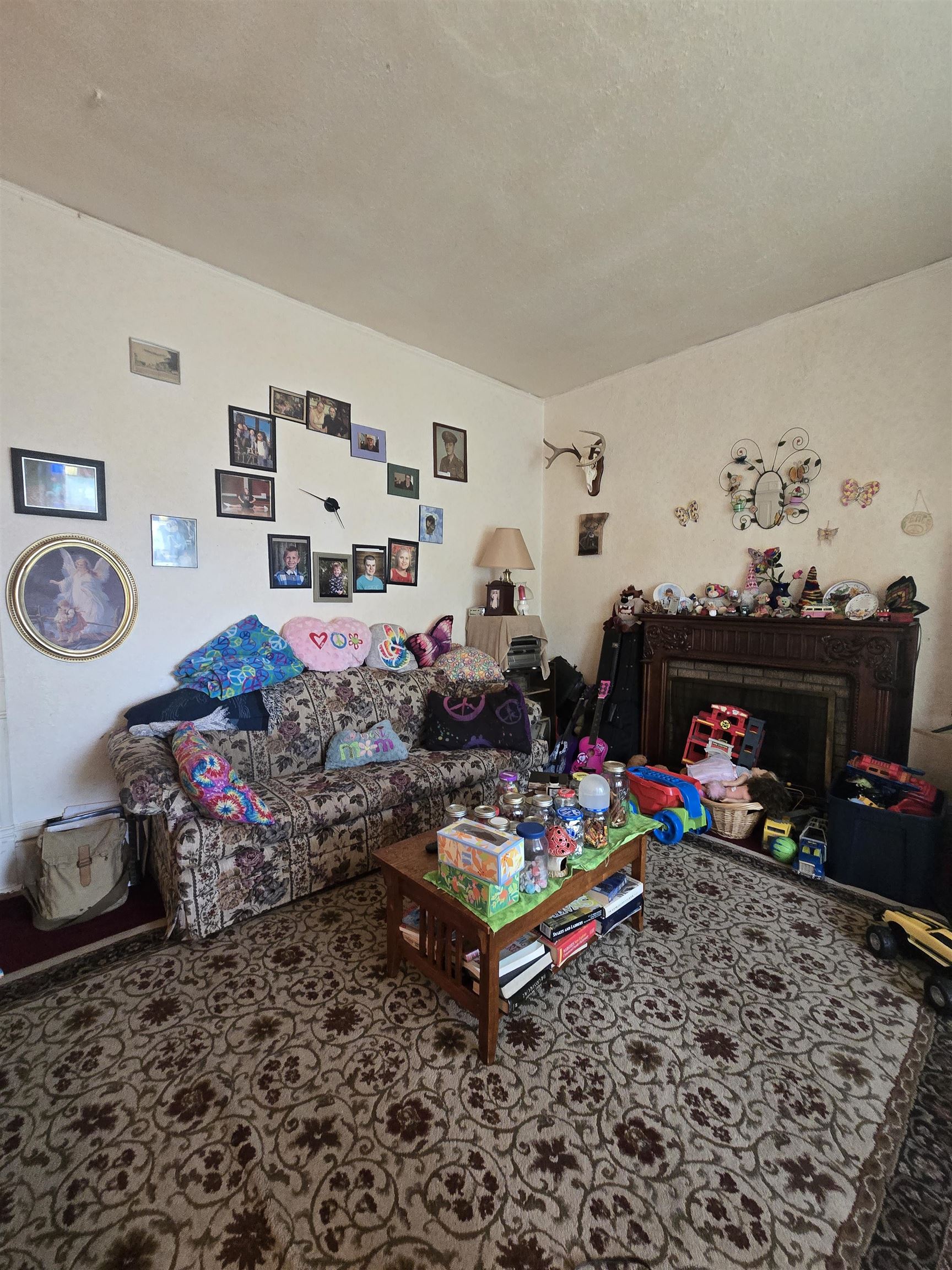 415 E Harris Street Property Photo 17