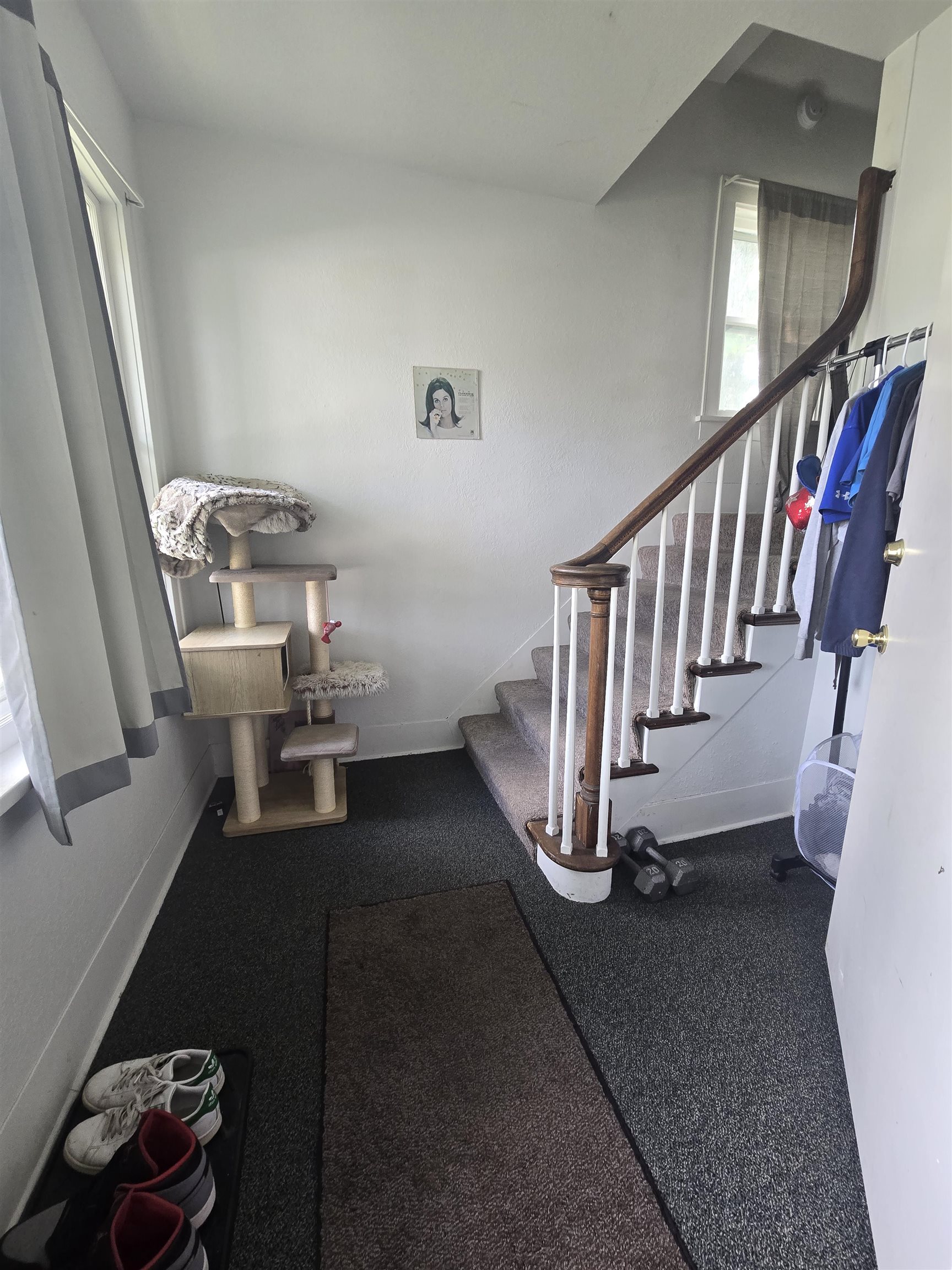 415 E Harris Street Property Photo 20
