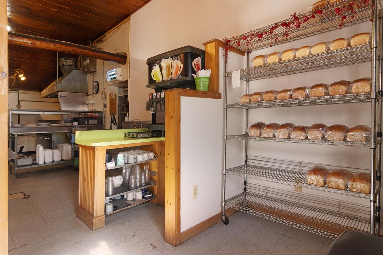 115 E State Street Property Photo 15