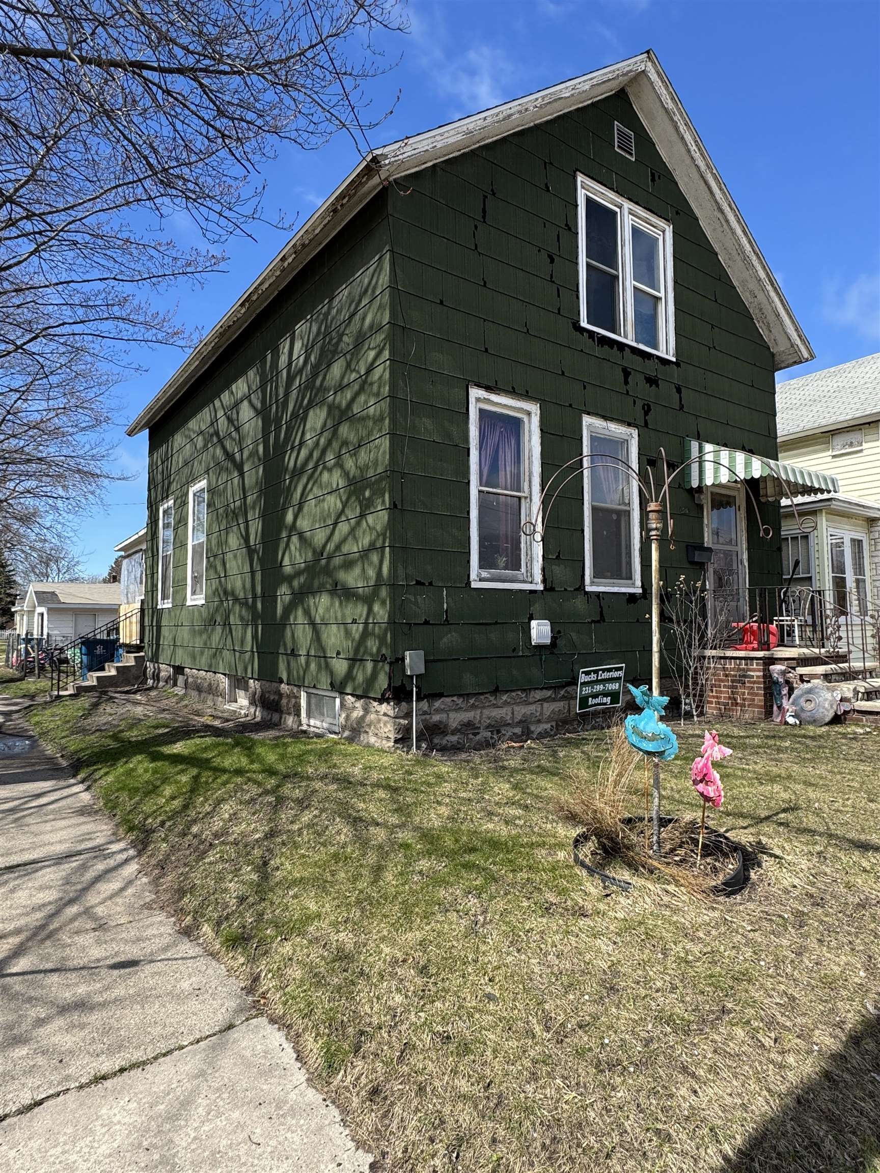 616 Cypress Street Property Photo 1