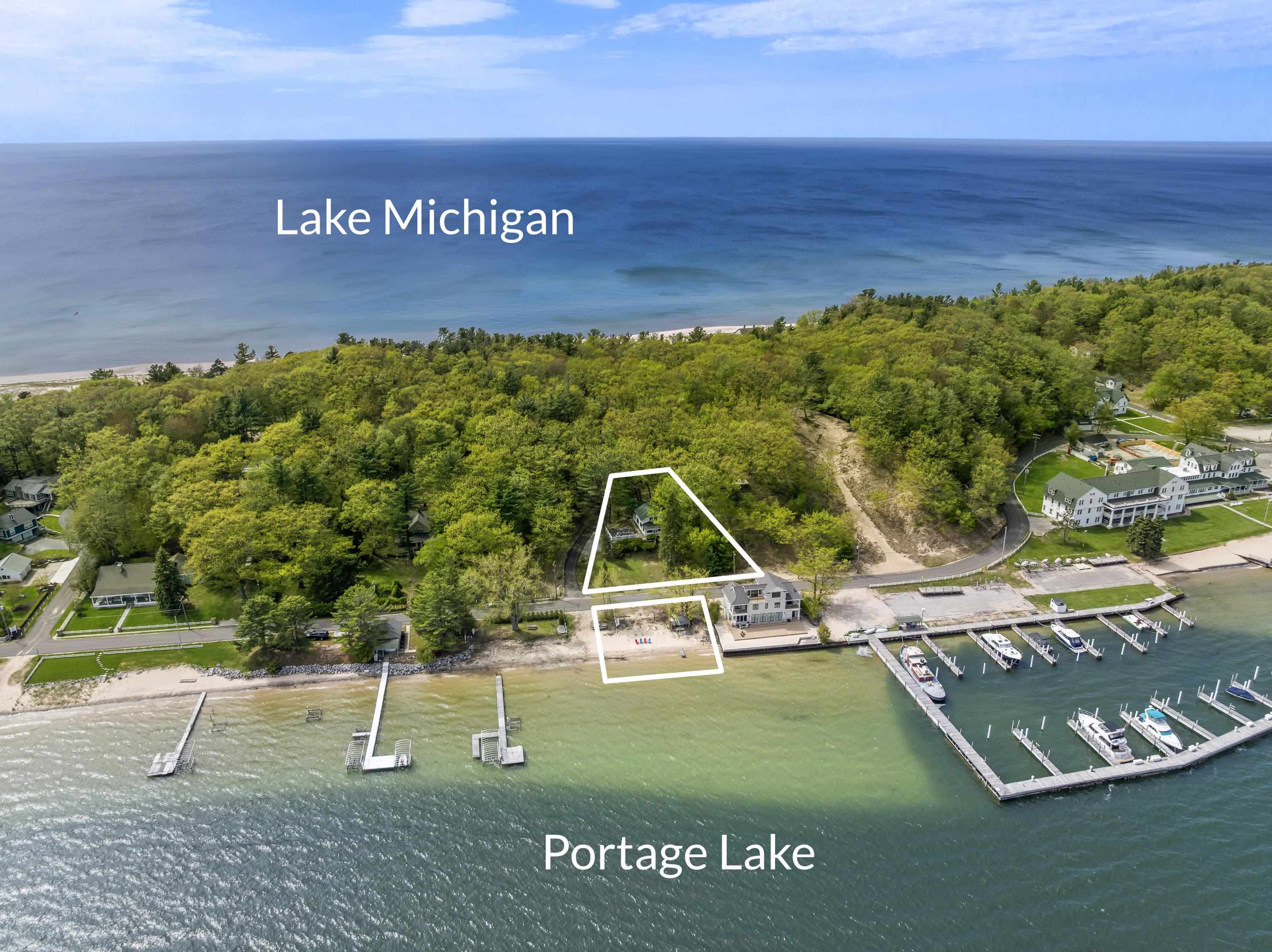 8368 Portage Point Drive Property Photo 3