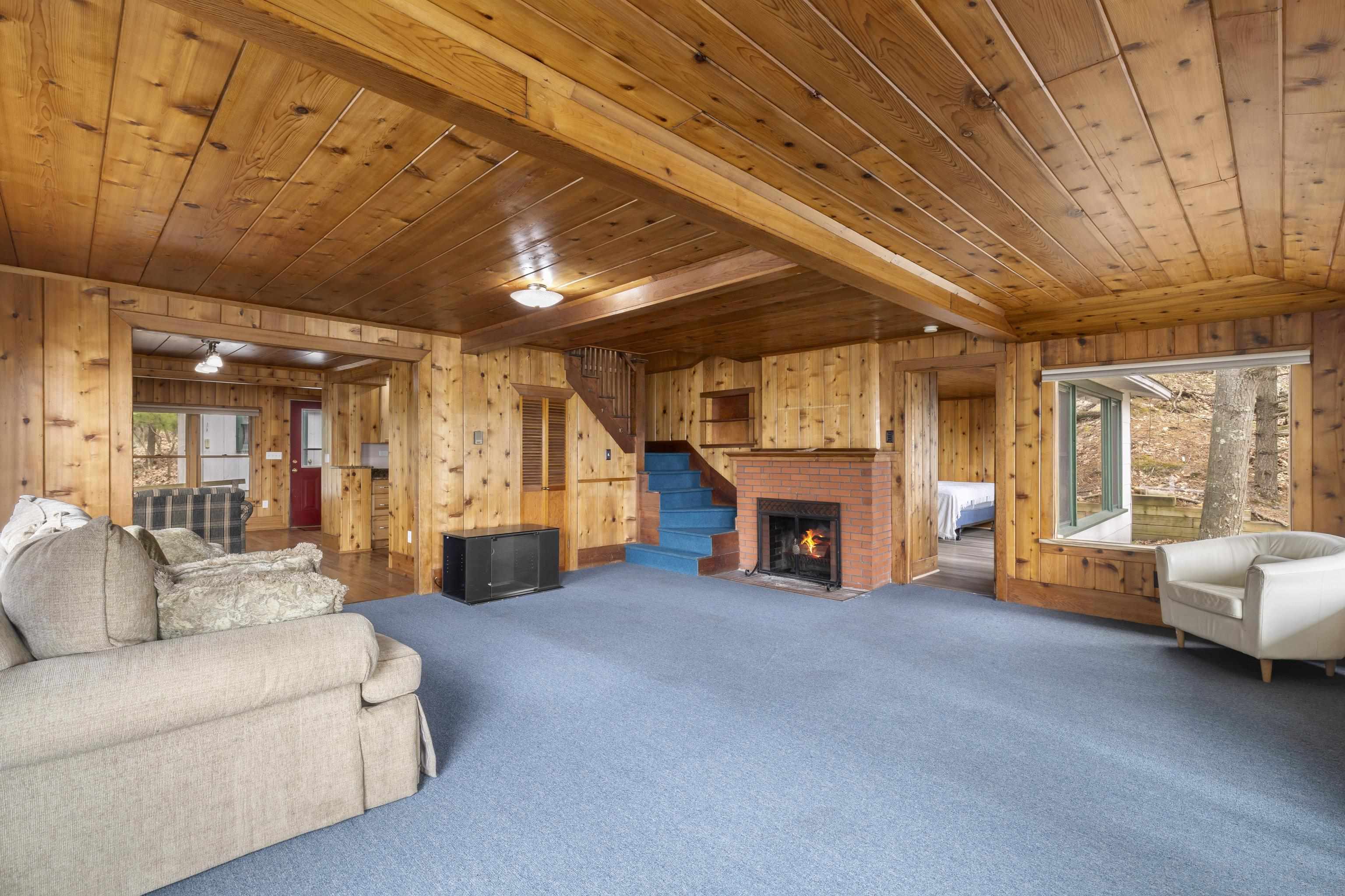 8368 Portage Point Drive Property Photo 19