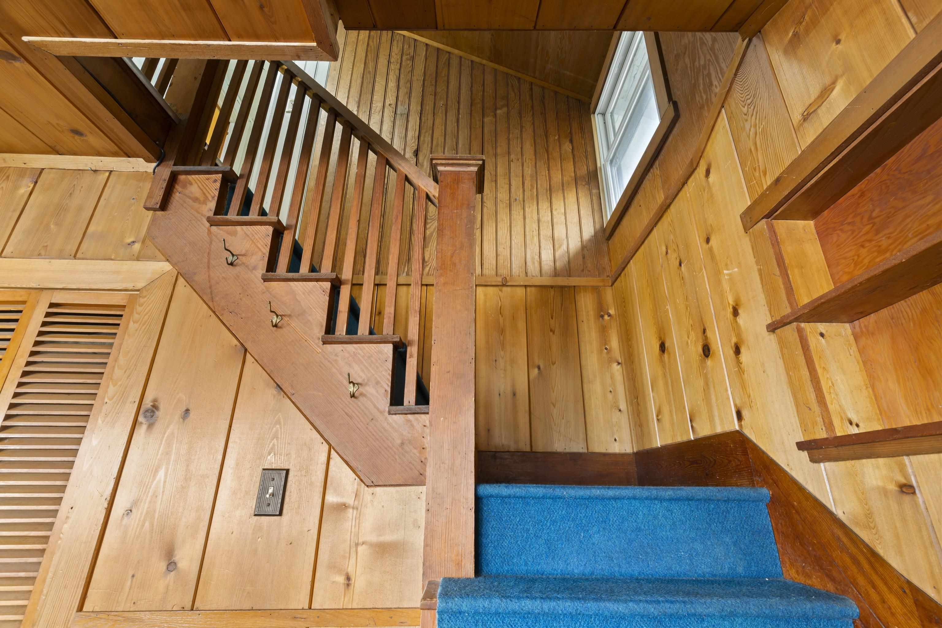 8368 Portage Point Drive Property Photo 30