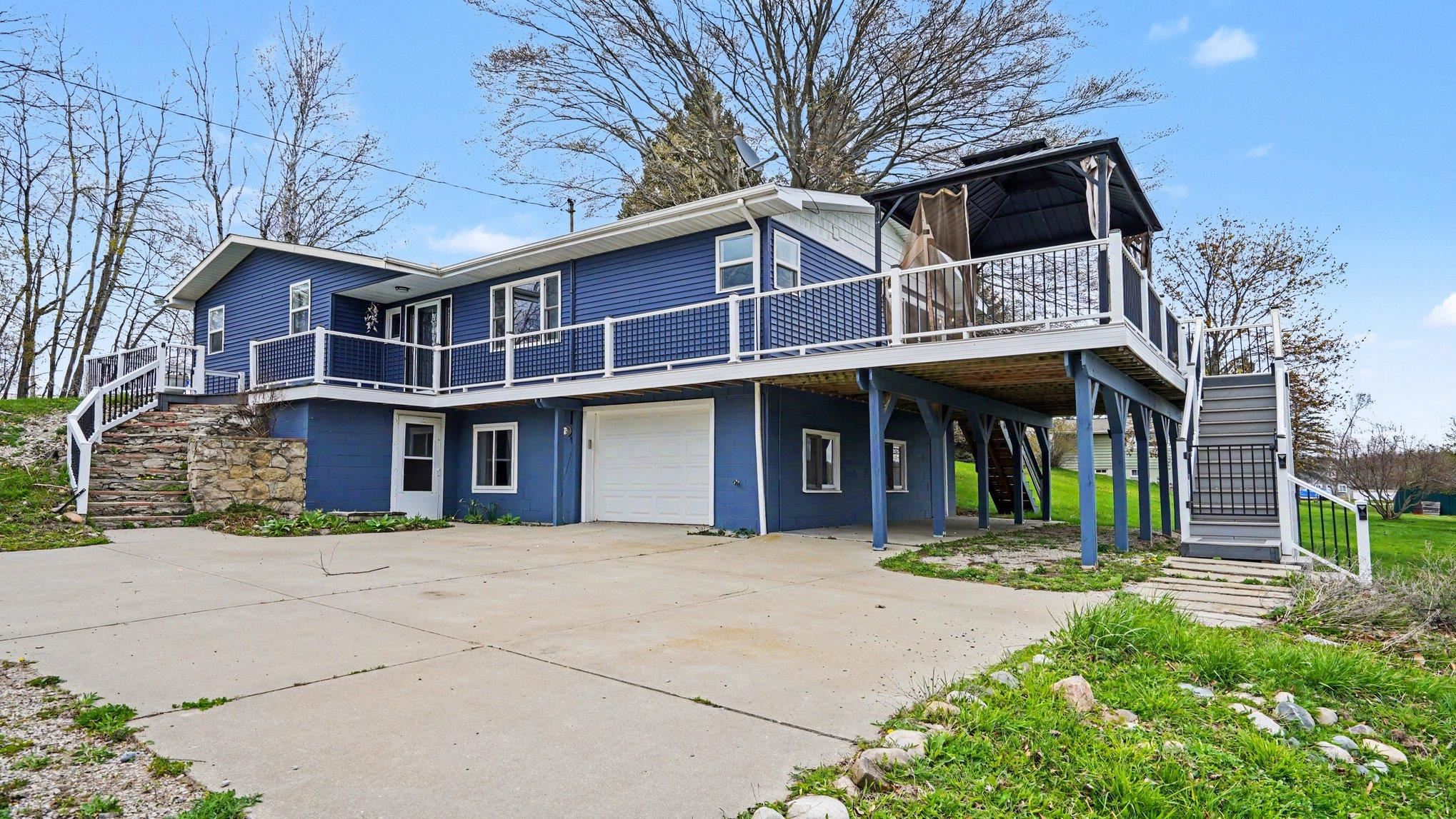 4419 E State Road Property Photo 24