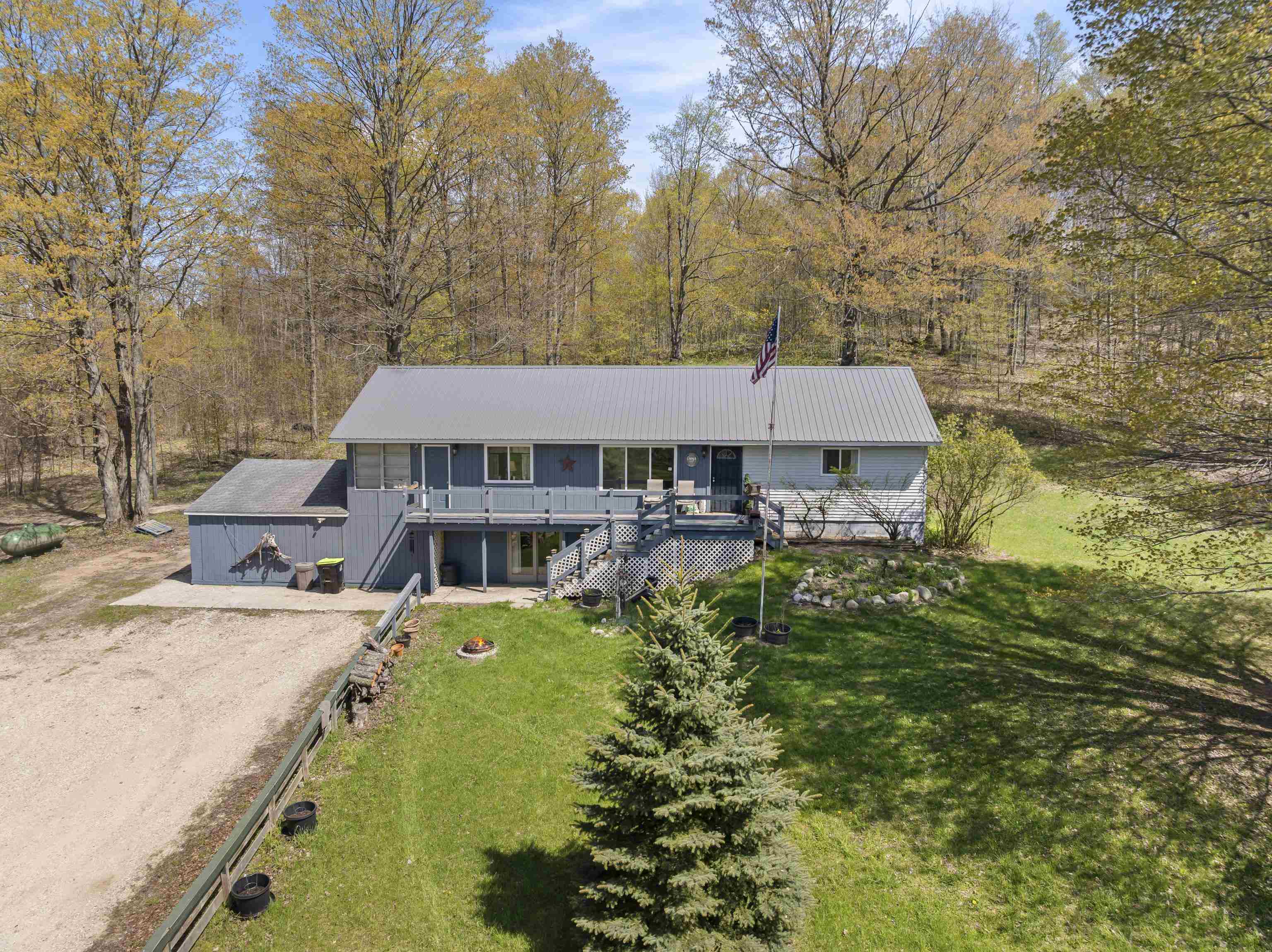 14481 Viaduct Road Property Photo 1