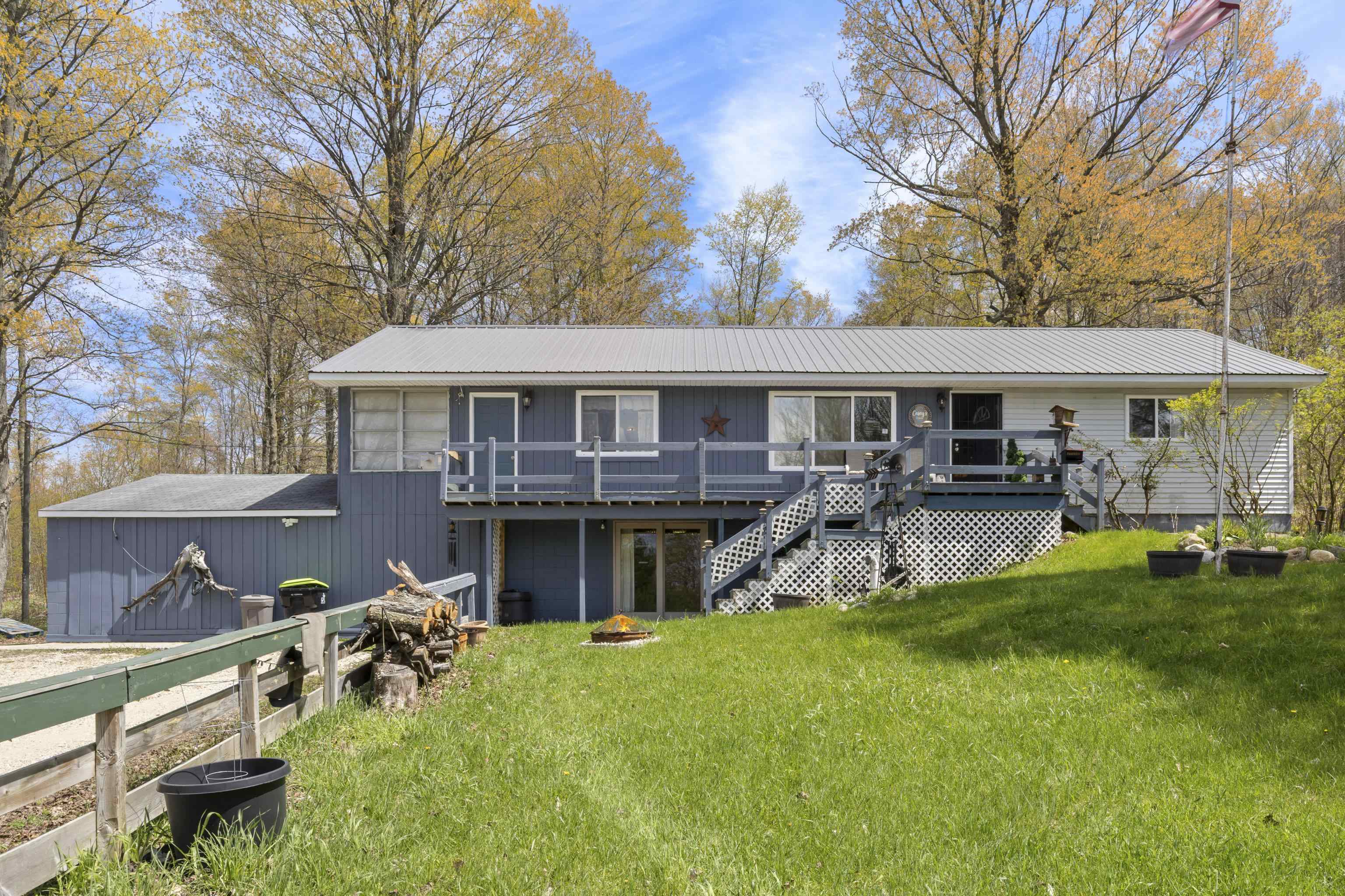 14481 Viaduct Road Property Photo 2