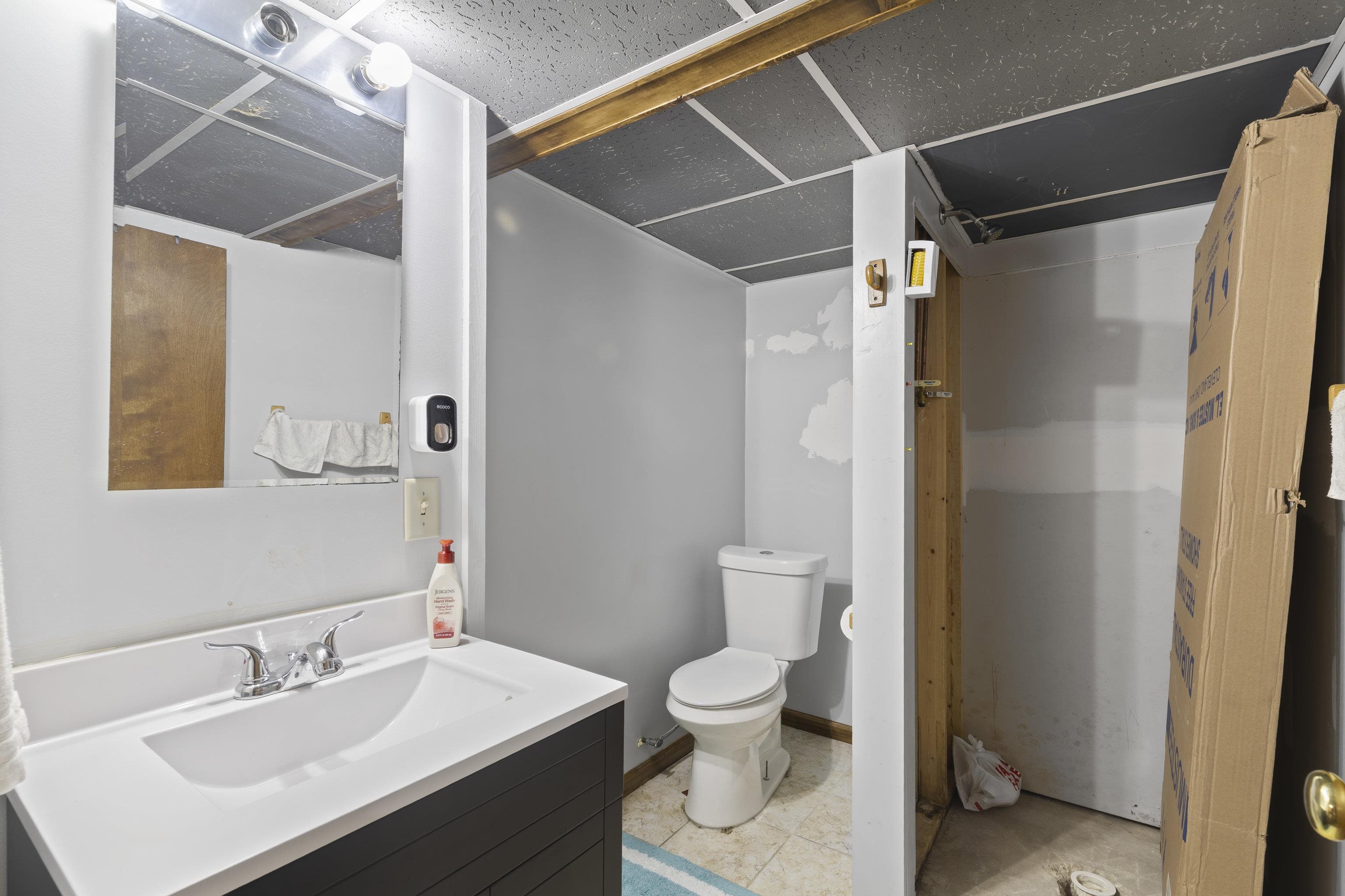 14481 Viaduct Road Property Photo 24
