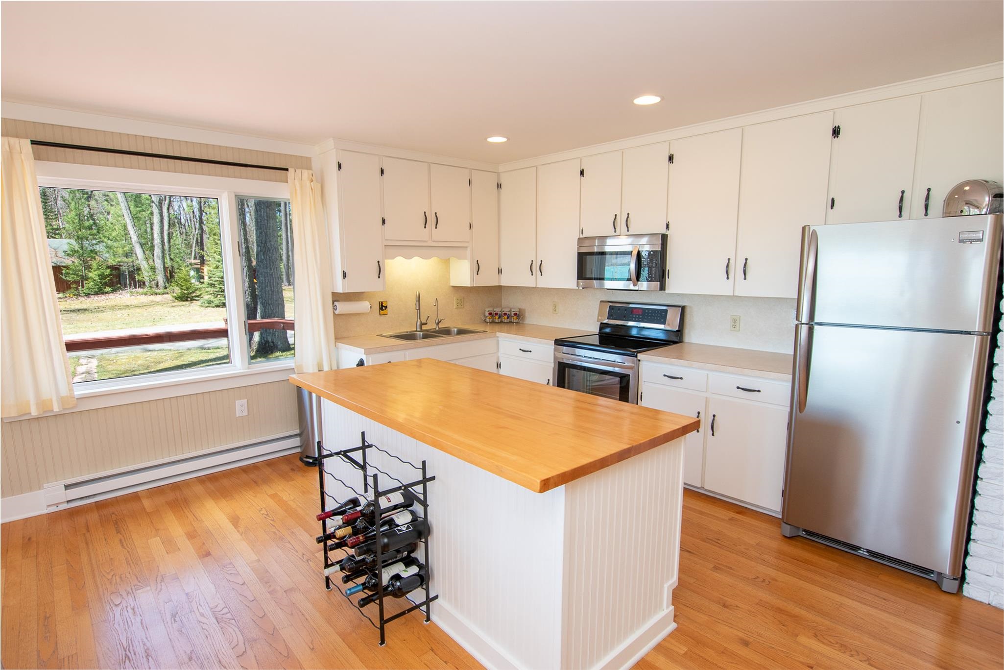 3784 S Lee Point Road Property Photo 25
