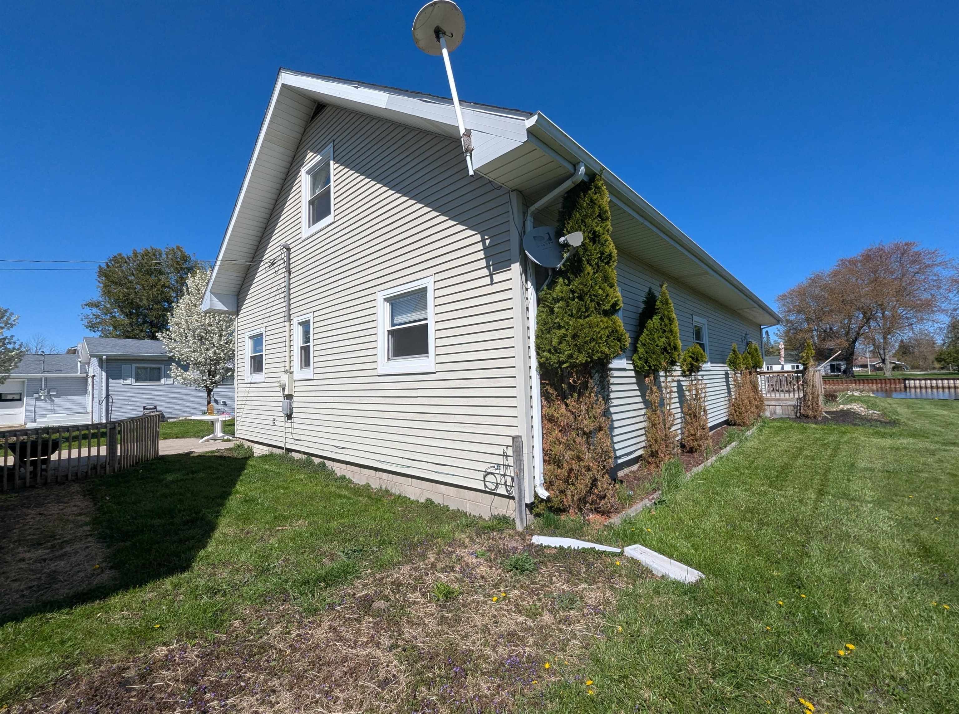 819 Augres River Drive Property Photo 14