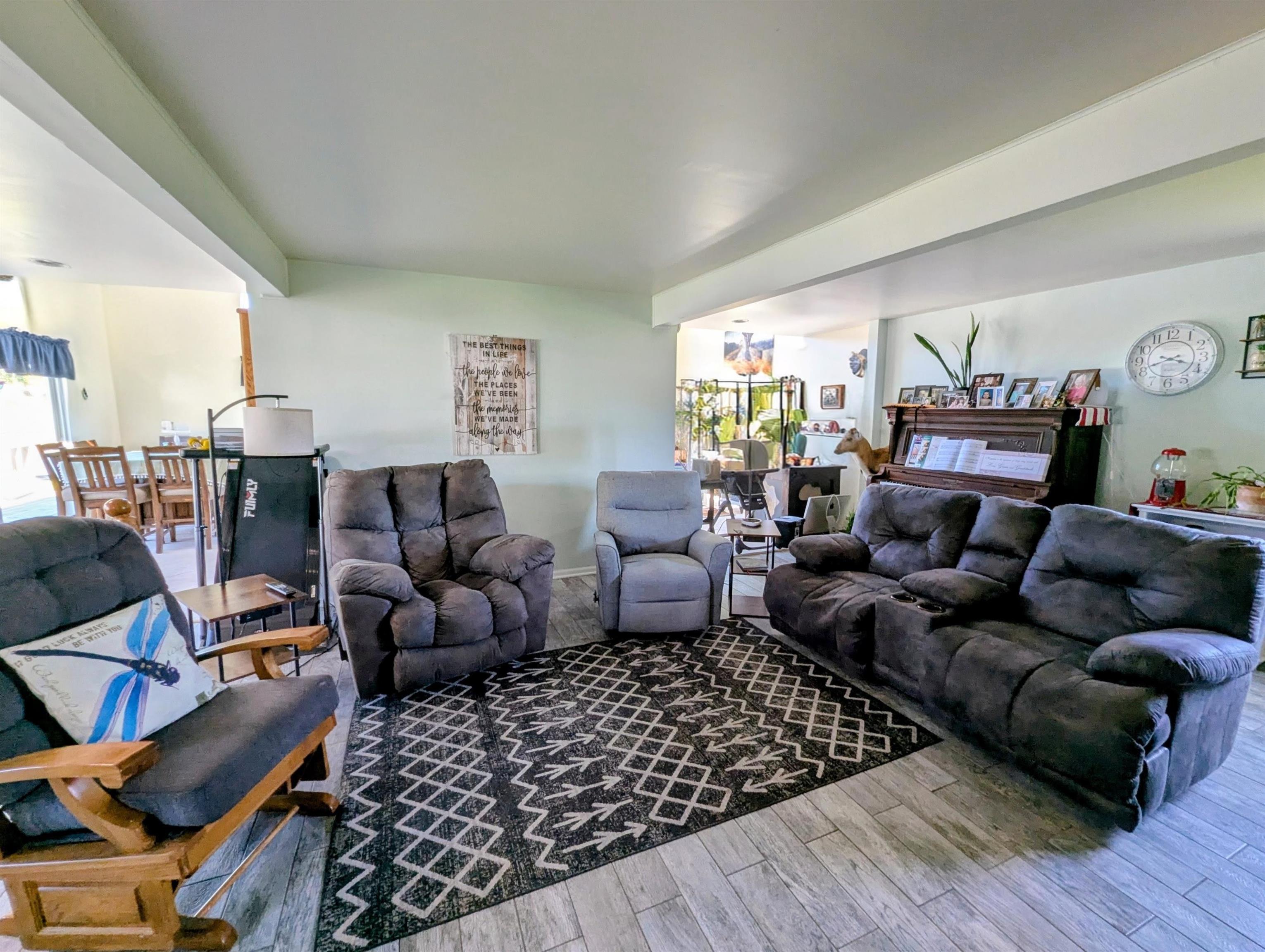 819 Augres River Drive Property Photo 29