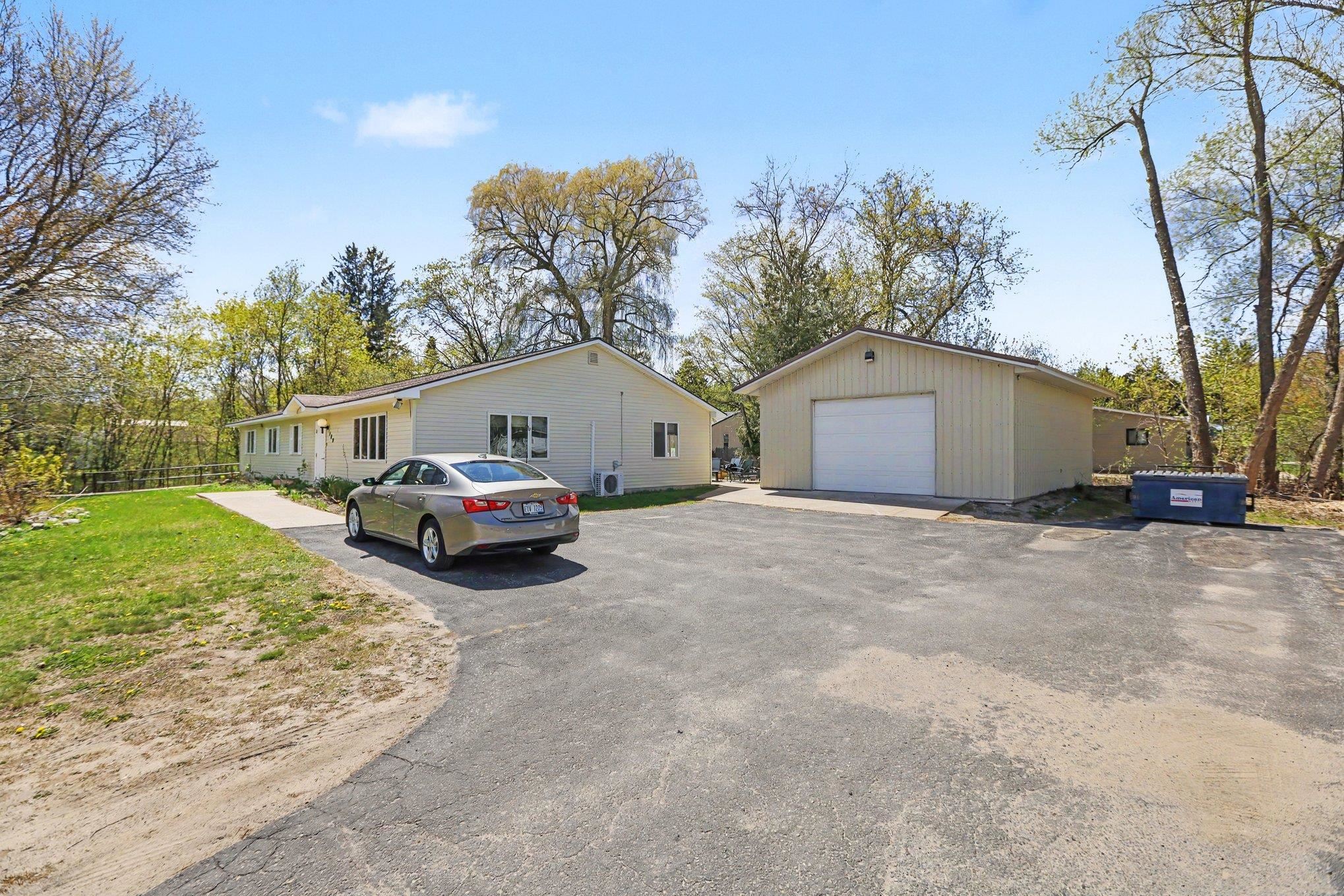 109 Pine Street Property Photo 1