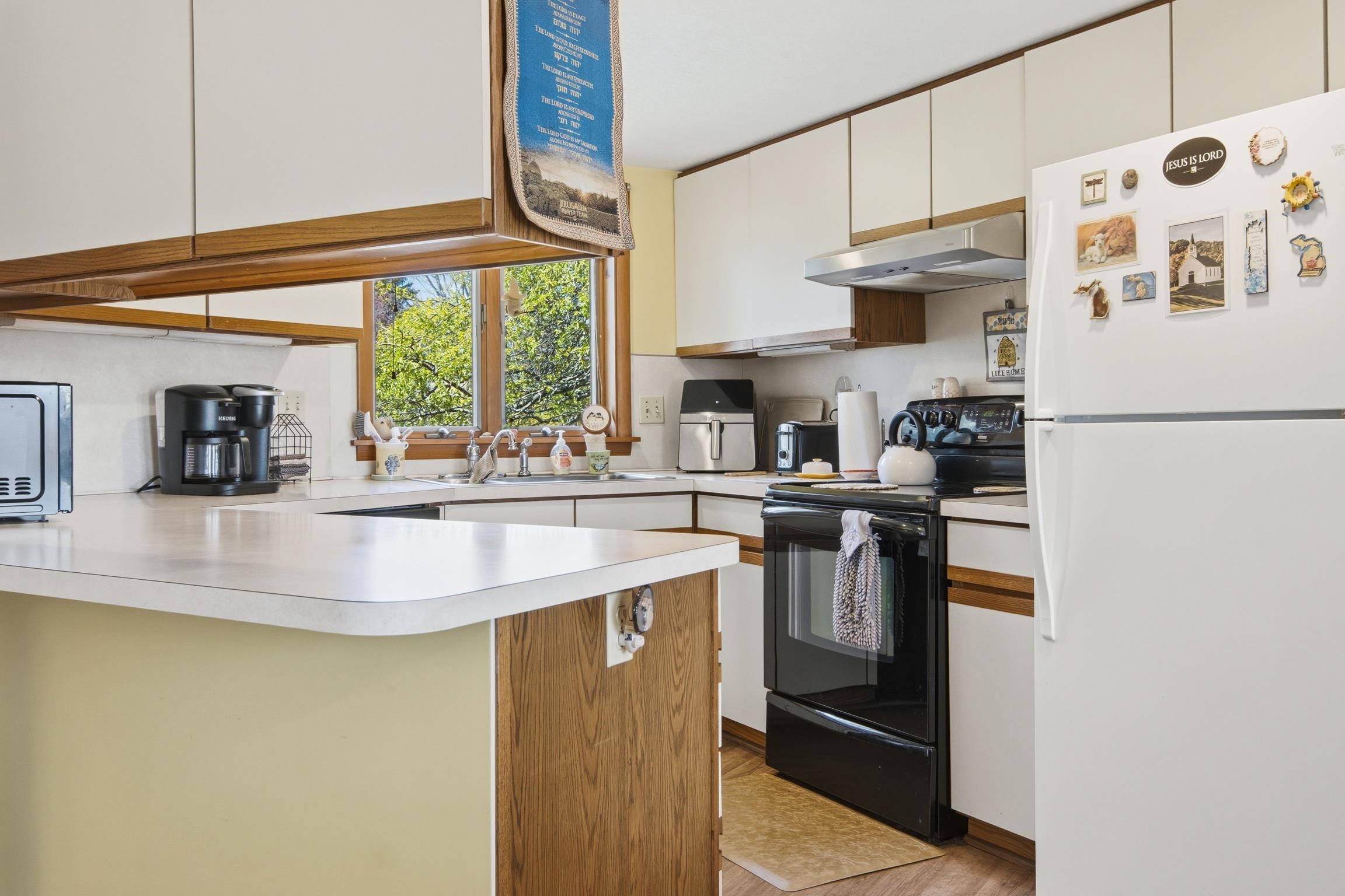 12323 Third Street Property Photo 7