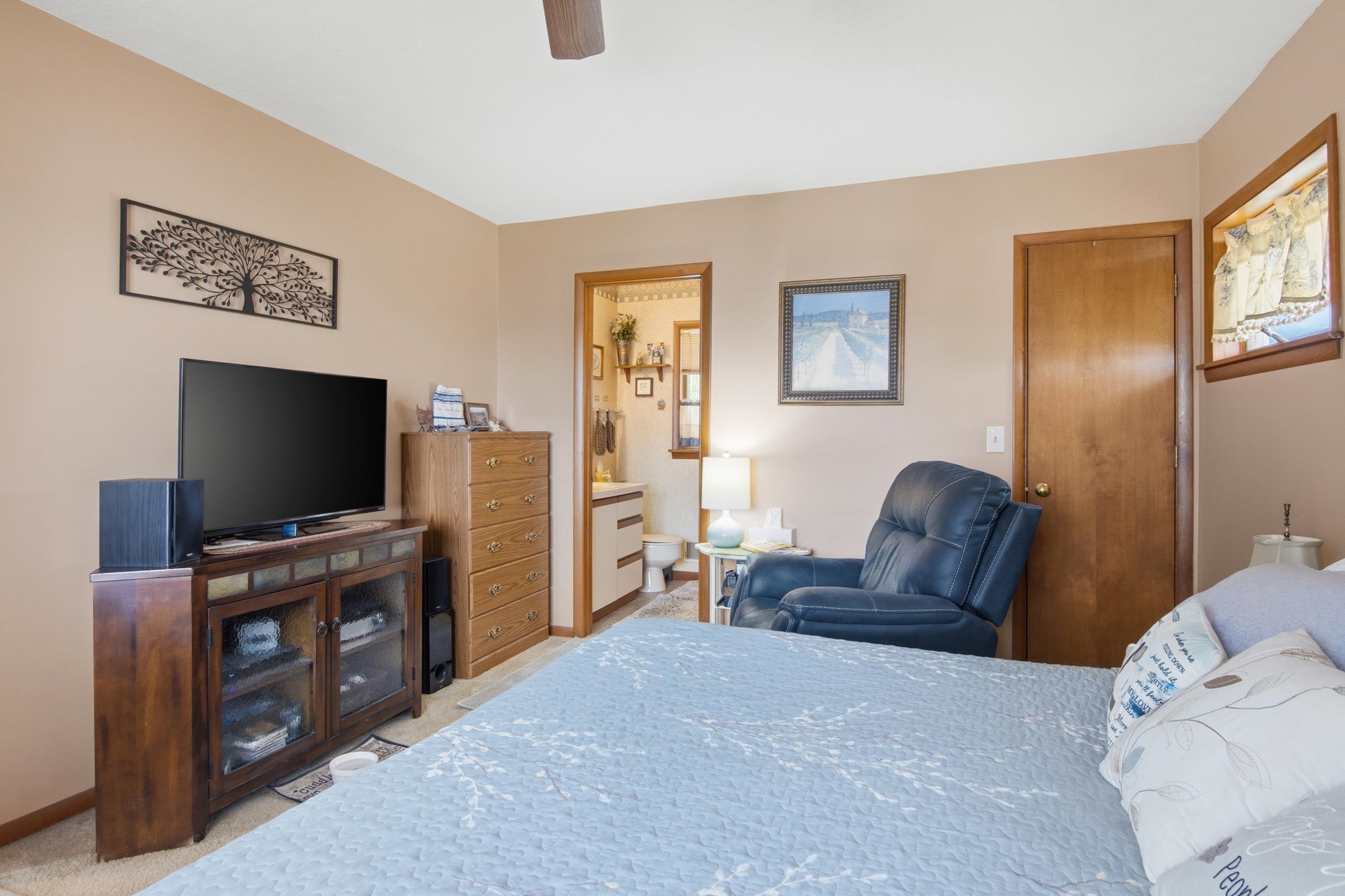 12323 Third Street Property Photo 17