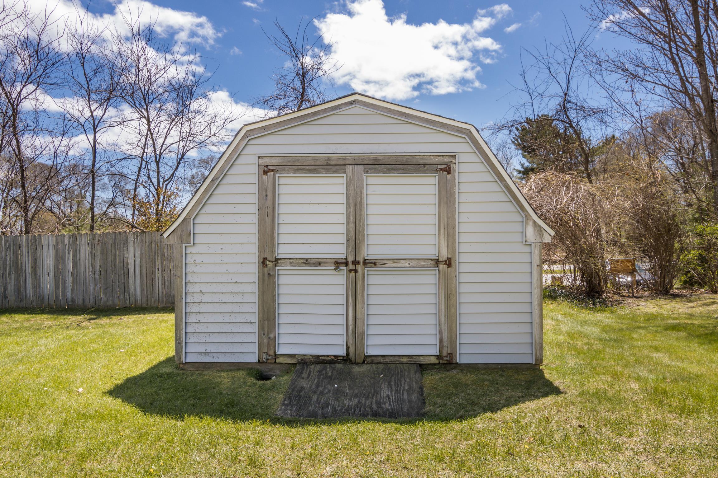 12323 Third Street Property Photo 24