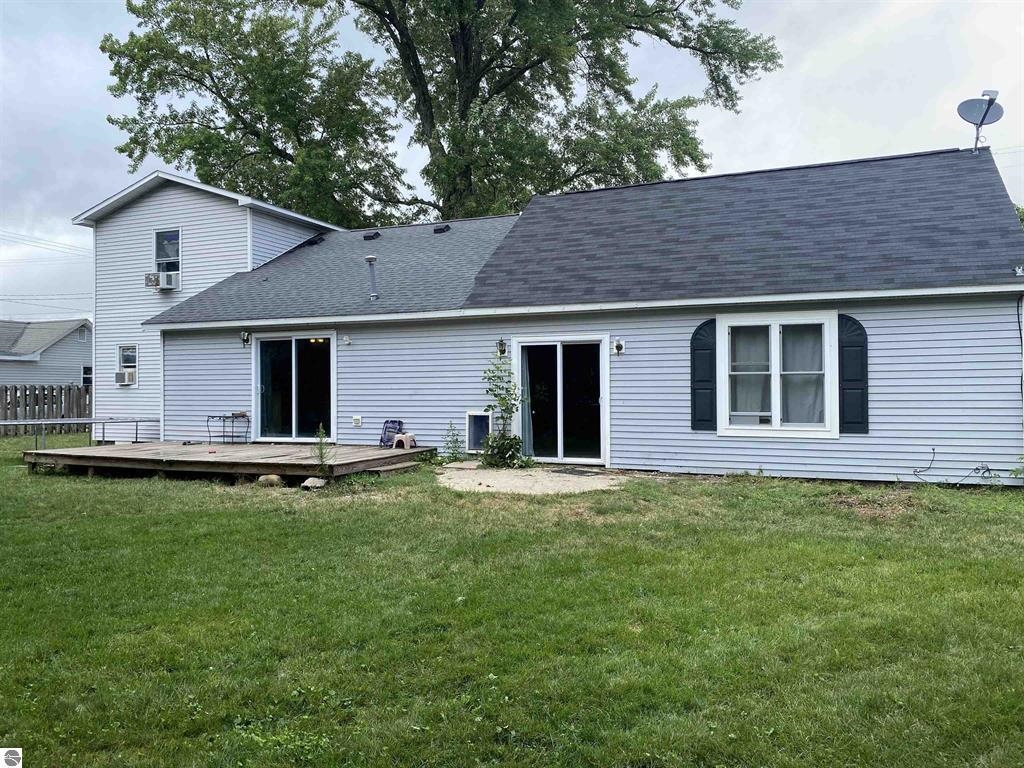 817 Walnut Street Property Photo 5