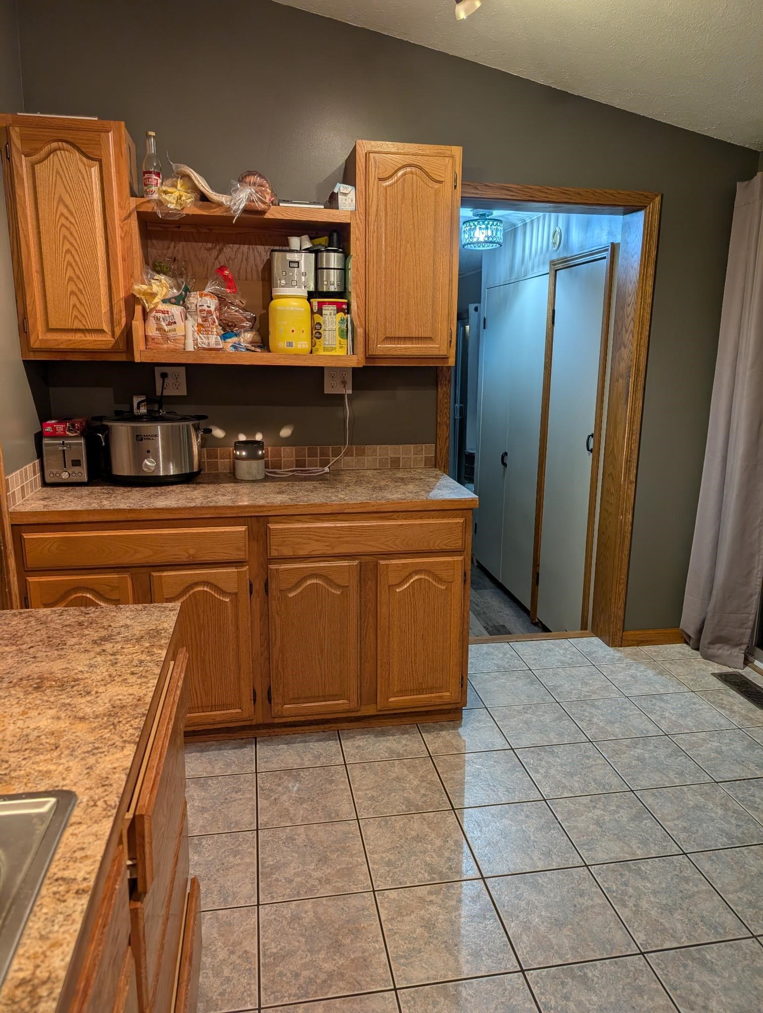 817 Walnut Street Property Photo 29