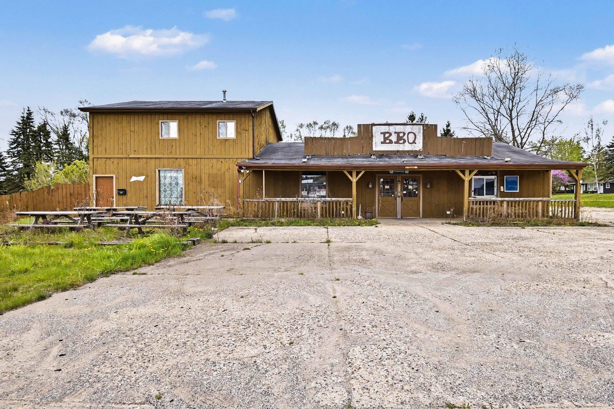20 E Remus Road Property Photo 1
