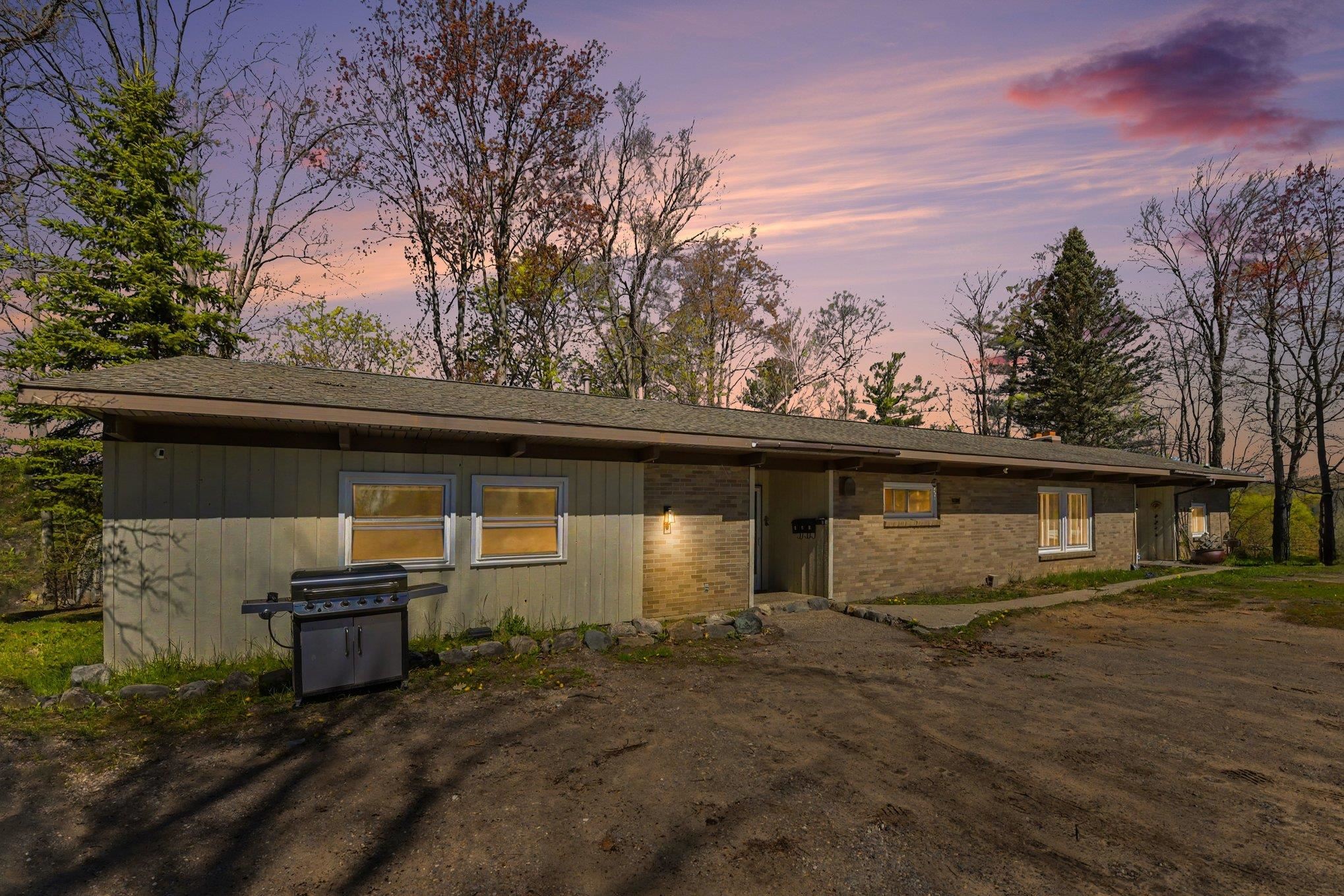 400 High Property Photo 1
