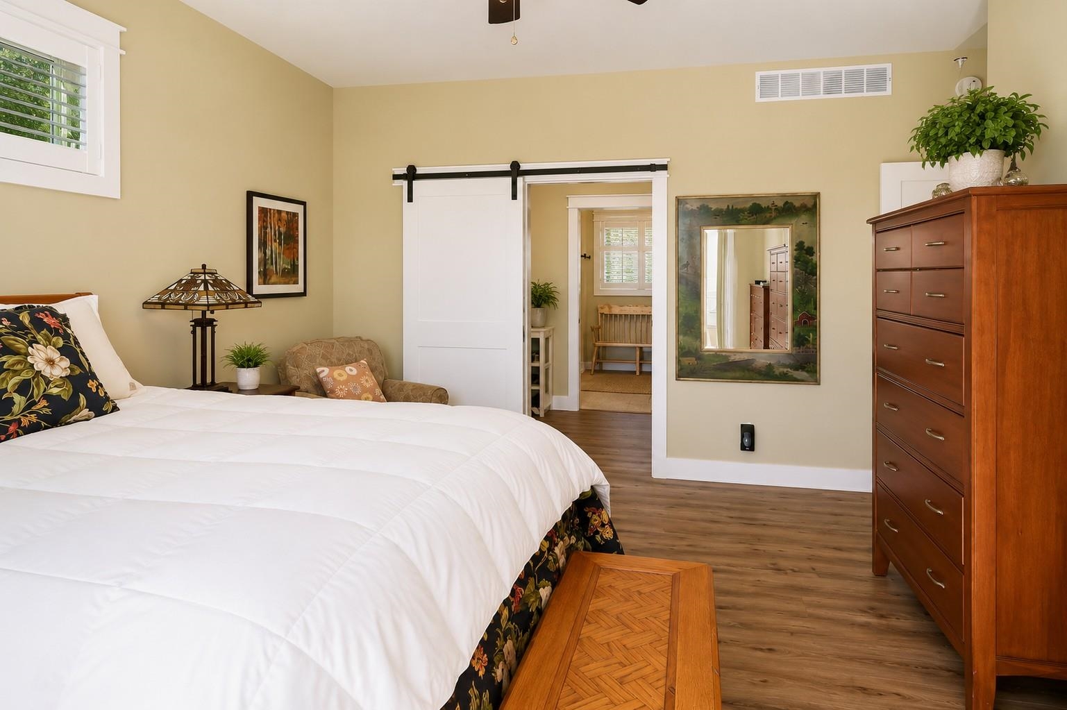 4245 Eagles View Property Photo 27
