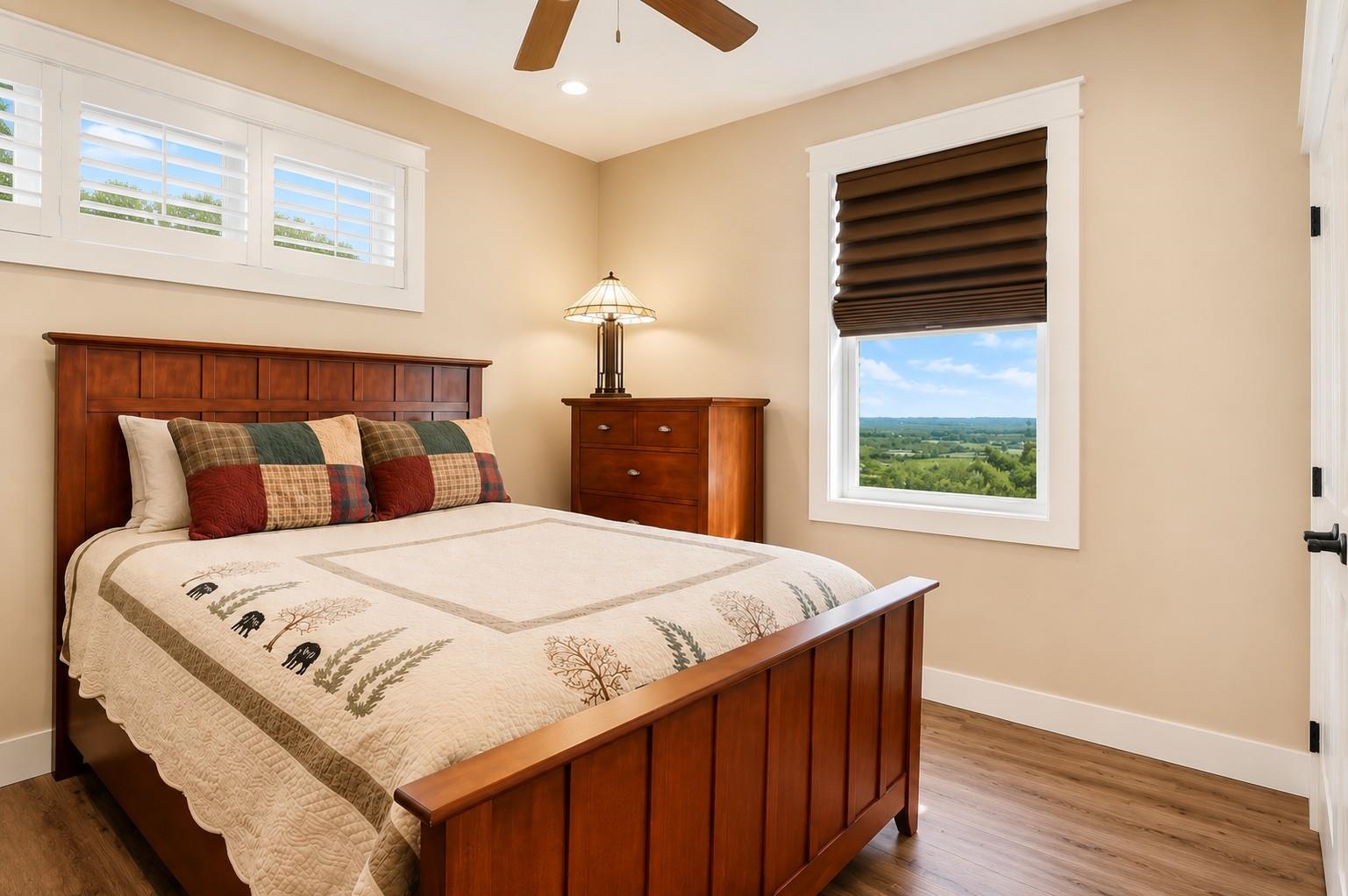 4245 Eagles View Property Photo 32
